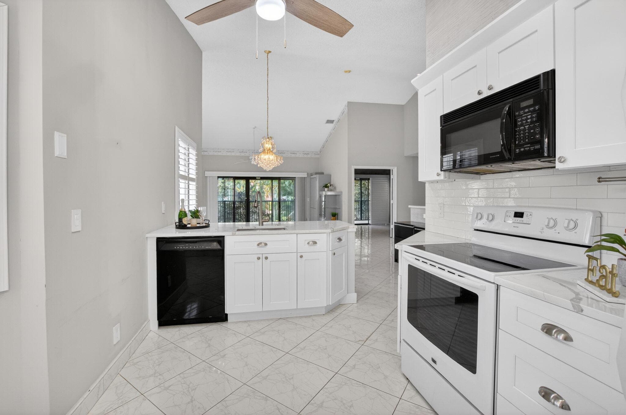 7844 Lexington Club Boulevard C, Delray Beach, FL 33446 — photo 9 of 30