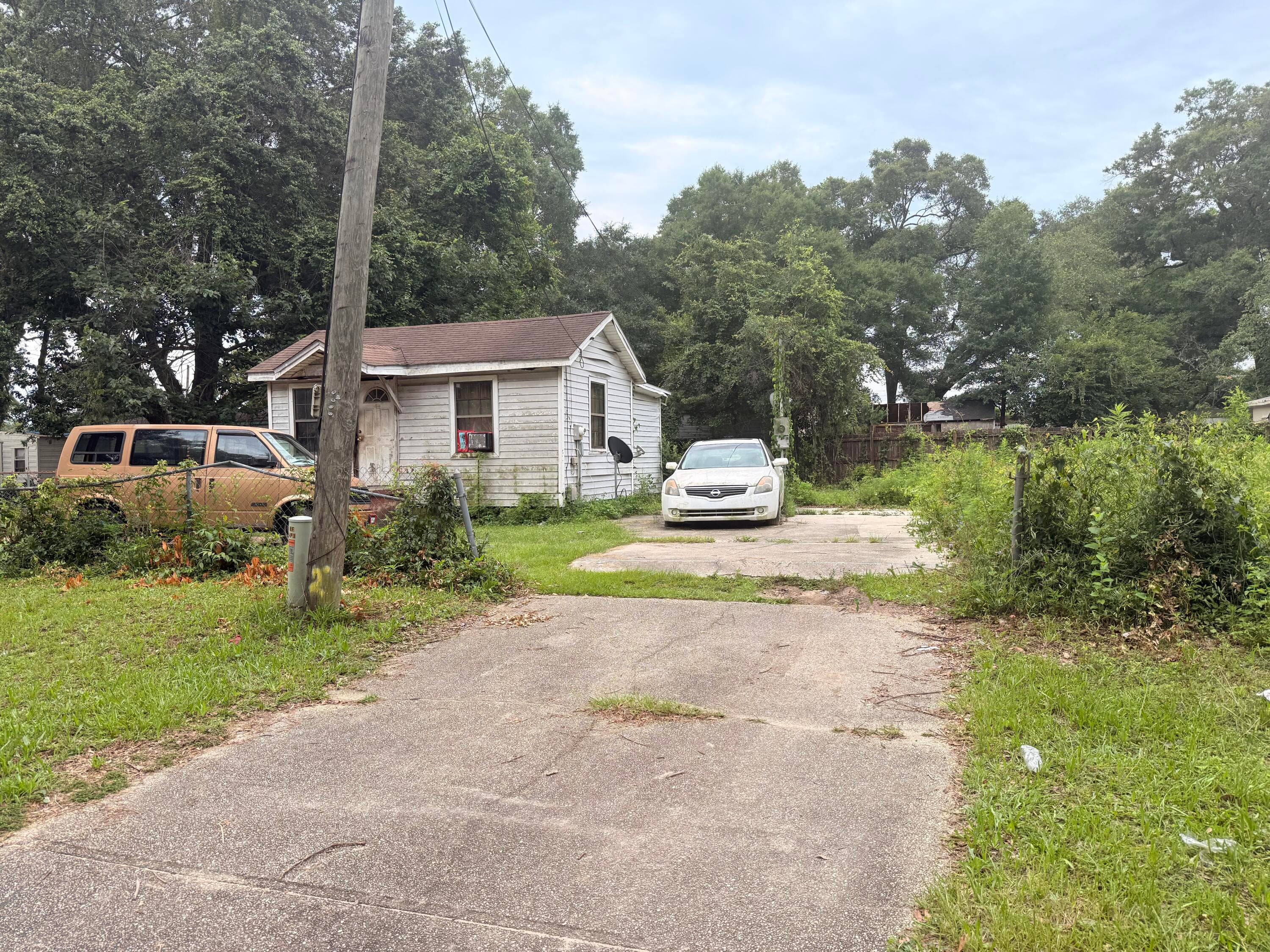 401 Action Street, Pensacola, FL 32514 — photo 2 of 20