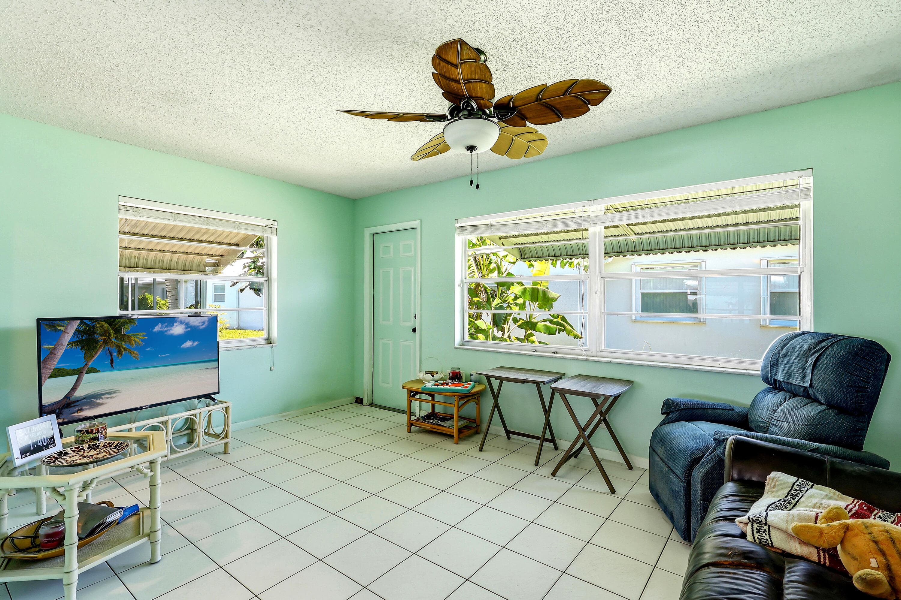 712 SW 18th Street, Boynton Beach, FL 33426 — photo 11 of 16