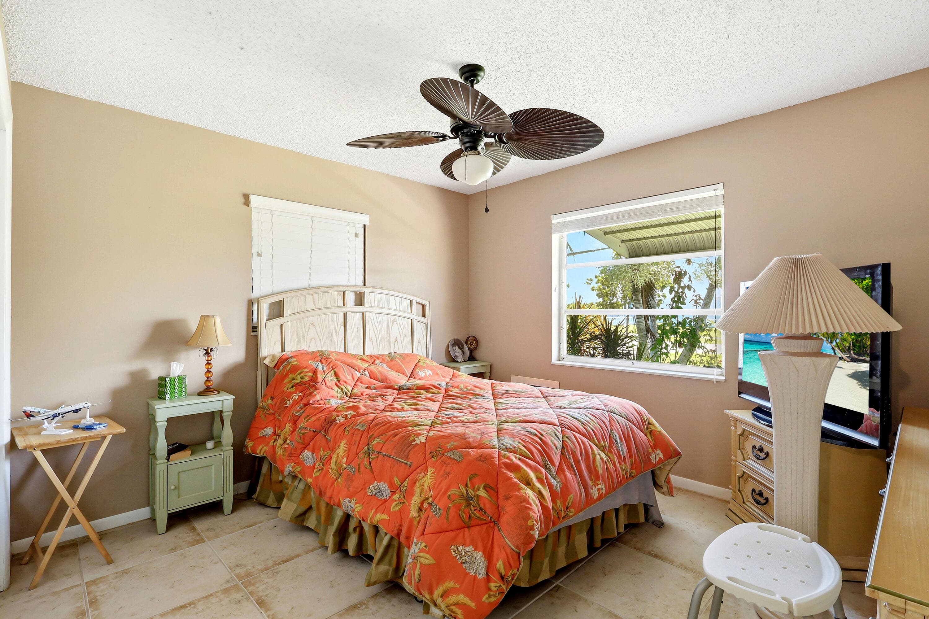 712 SW 18th Street, Boynton Beach, FL 33426 — photo 13 of 16