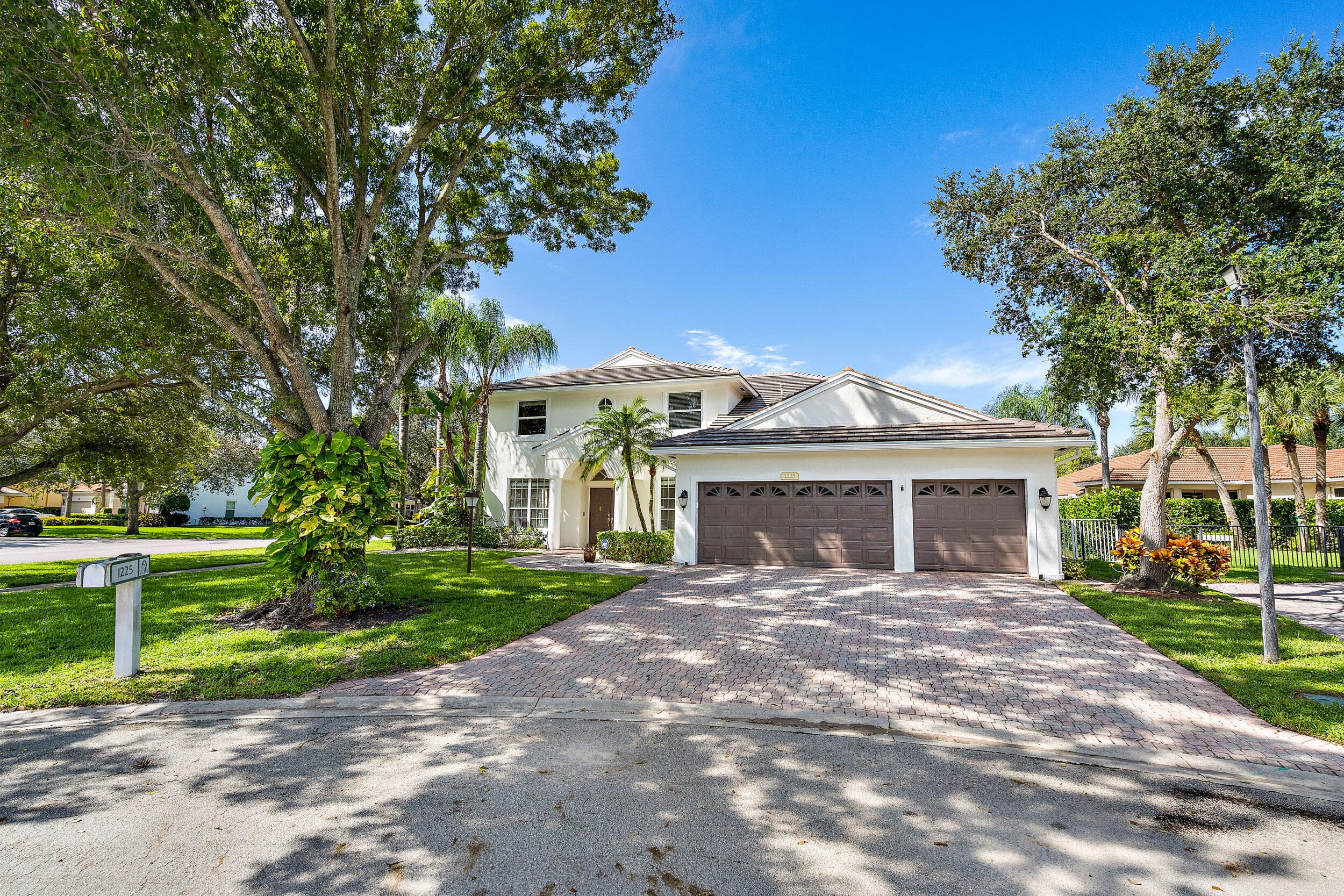 1225 Egret Circle S, Jupiter, FL 33458 — photo 1 of 47