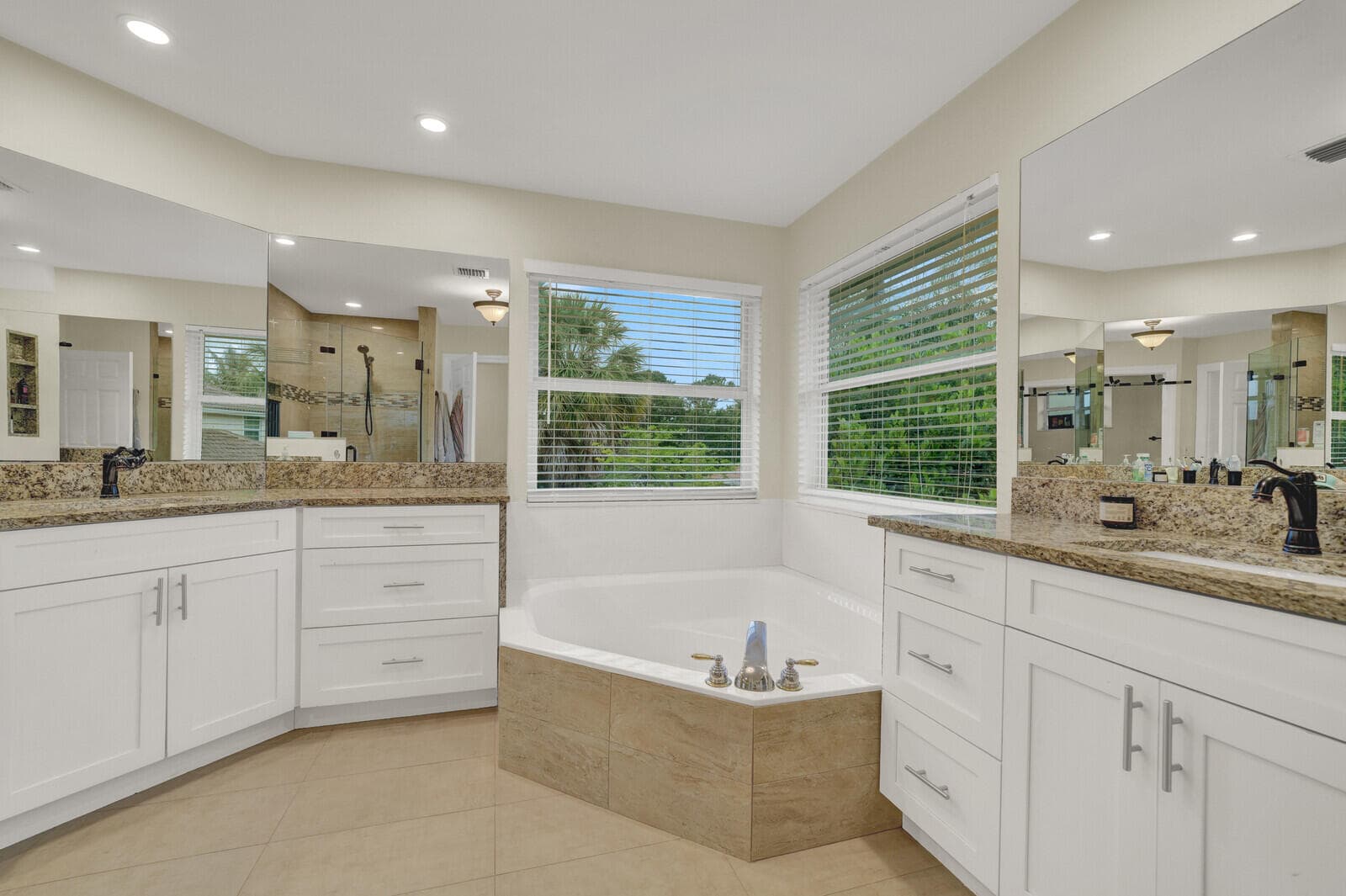 1225 Egret Circle S, Jupiter, FL 33458 — photo 25 of 47