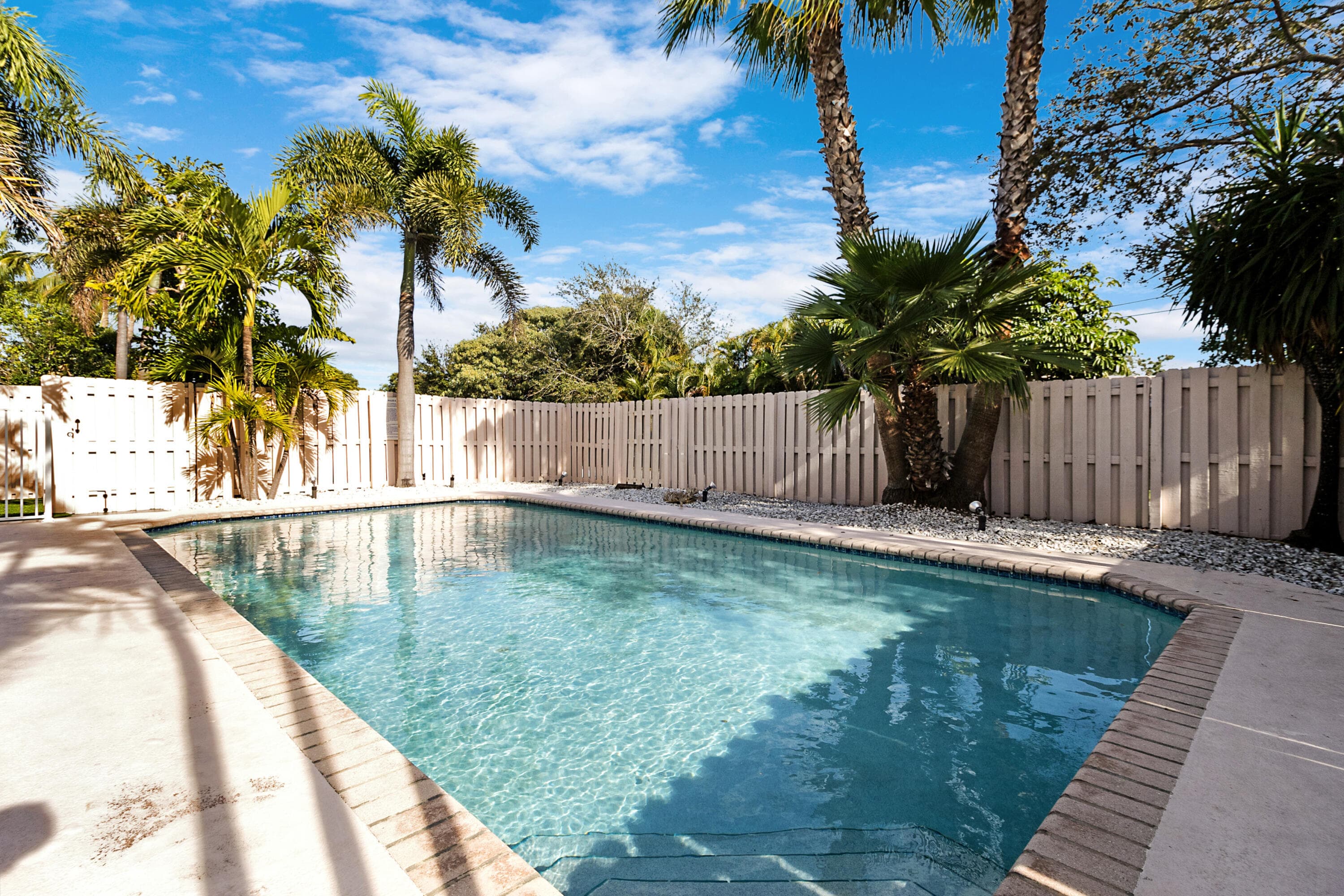 4517 NE 21st Avenue 4, Fort Lauderdale, FL 33308 — photo 32 of 38