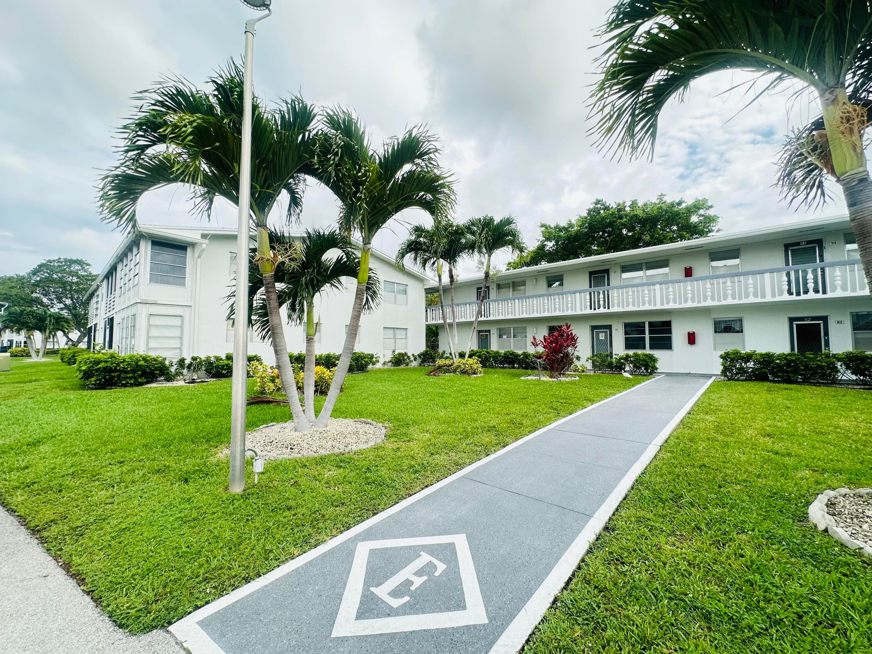 86 Markham E, Deerfield Beach, FL 33442 — photo 21 of 54