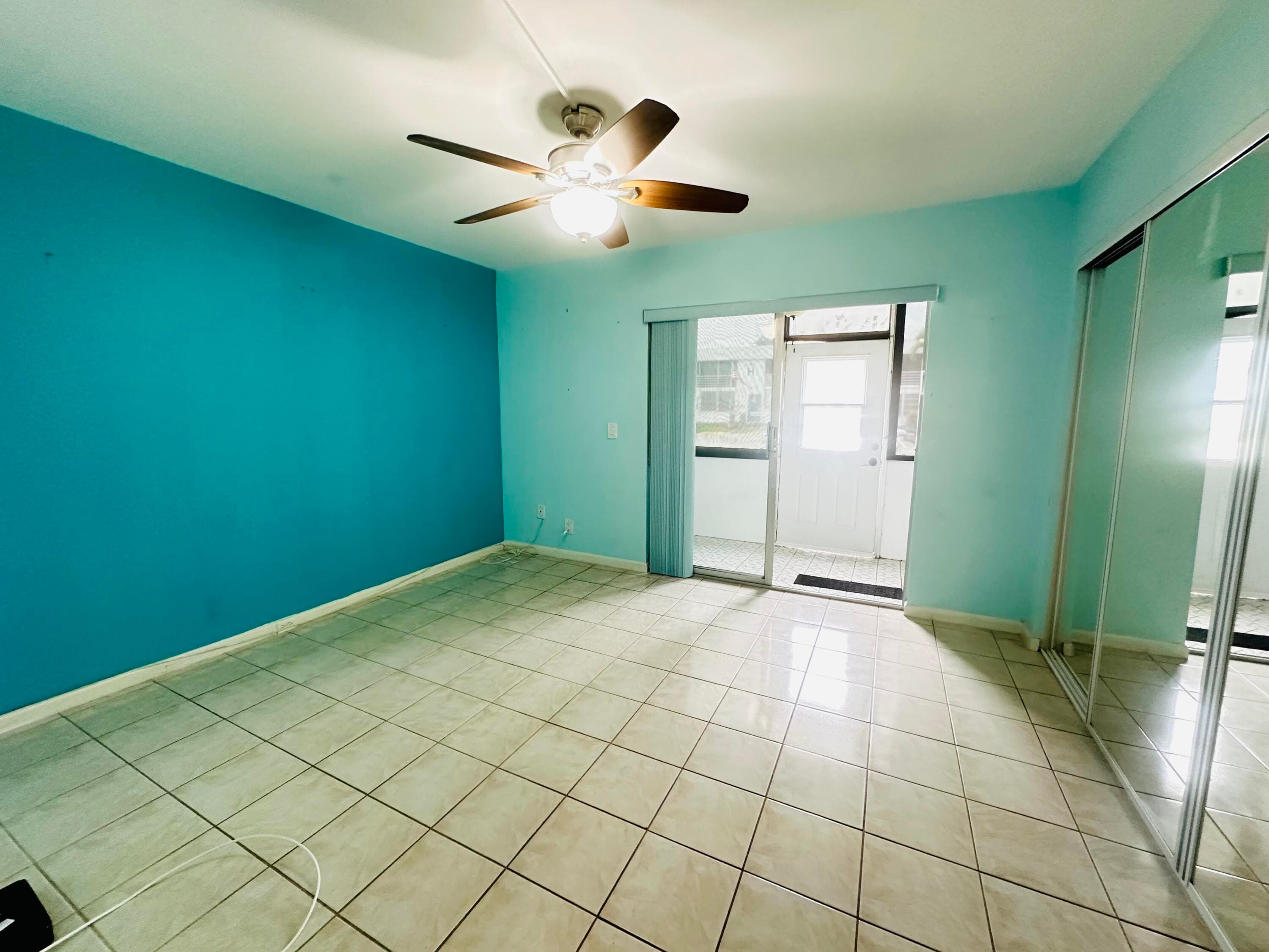 86 Markham E, Deerfield Beach, FL 33442 — photo 13 of 54
