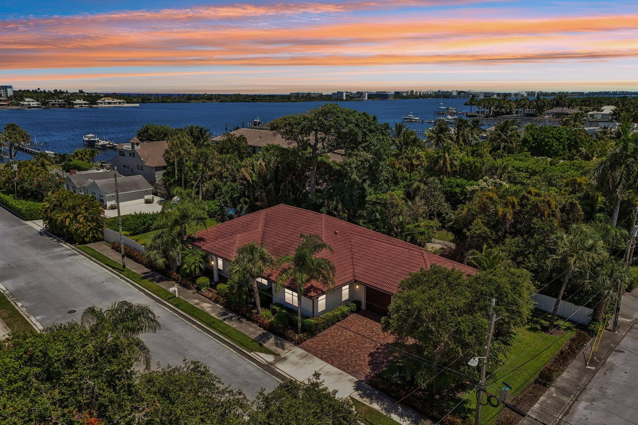 15 Wellesley Drive, Lake Worth Beach, FL 33460 — photo