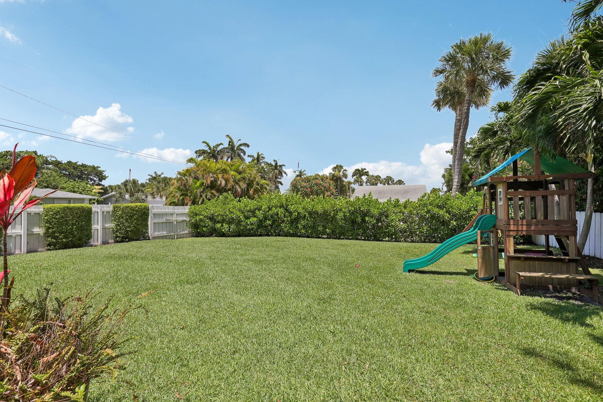 15 Wellesley Drive, Lake Worth Beach, FL 33460 — photo 45 of 55