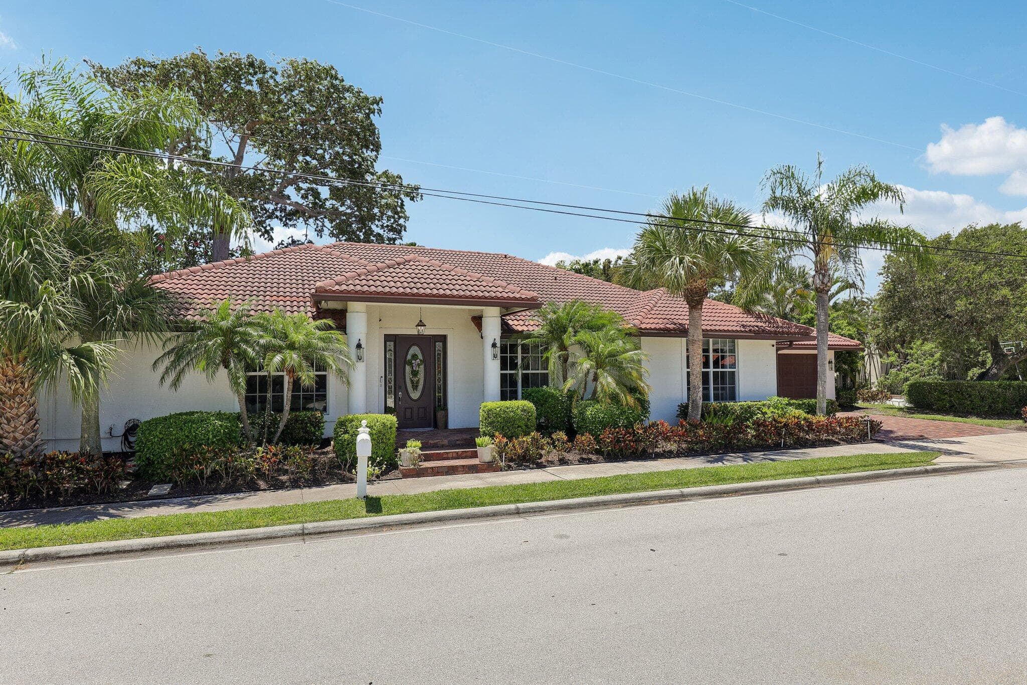 15 Wellesley Drive, Lake Worth Beach, FL 33460 — photo 4 of 55