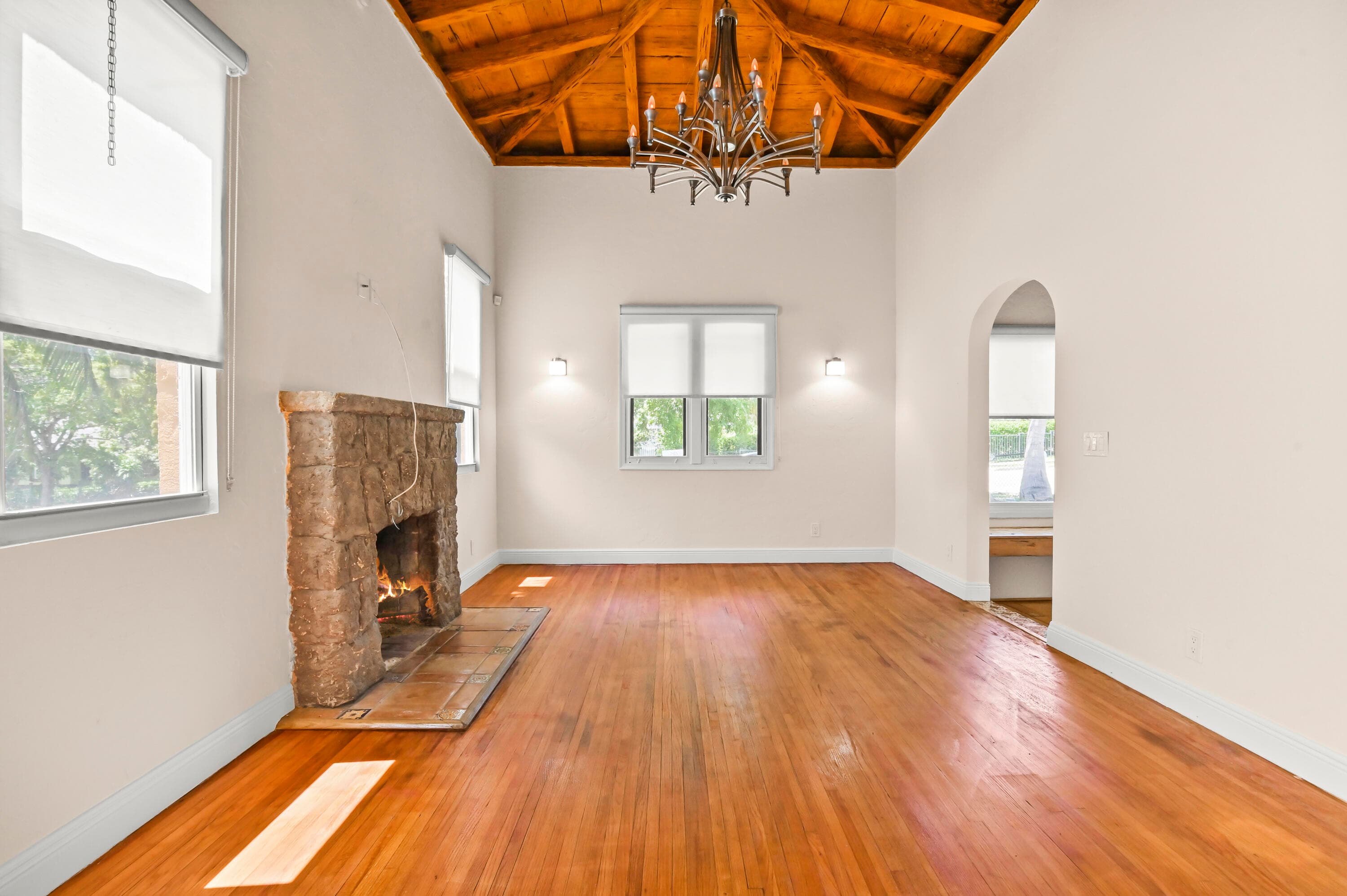 914 30th Court, West Palm Beach, FL 33407 — photo 7 of 29