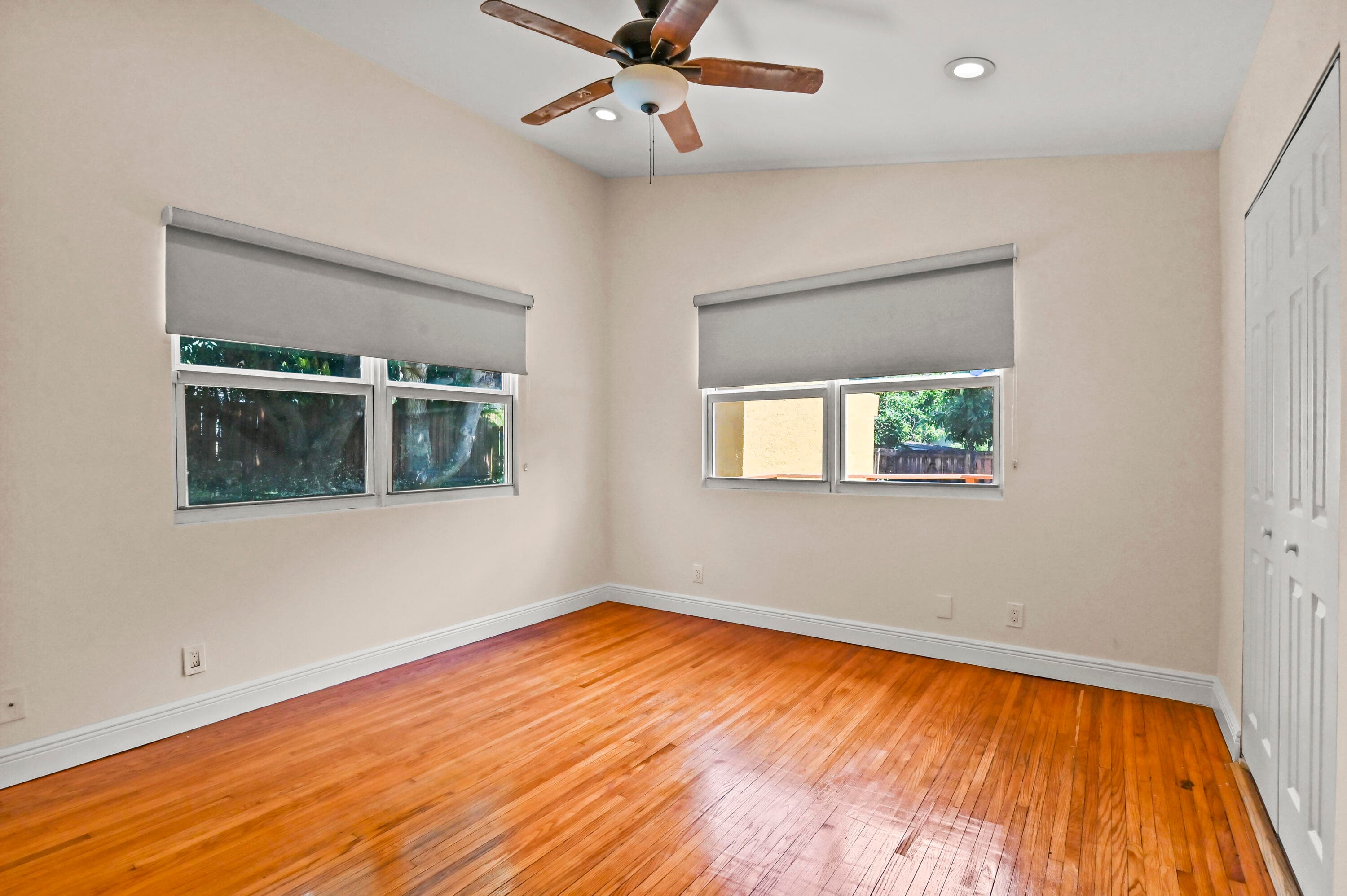 914 30th Court, West Palm Beach, FL 33407 — photo 16 of 29