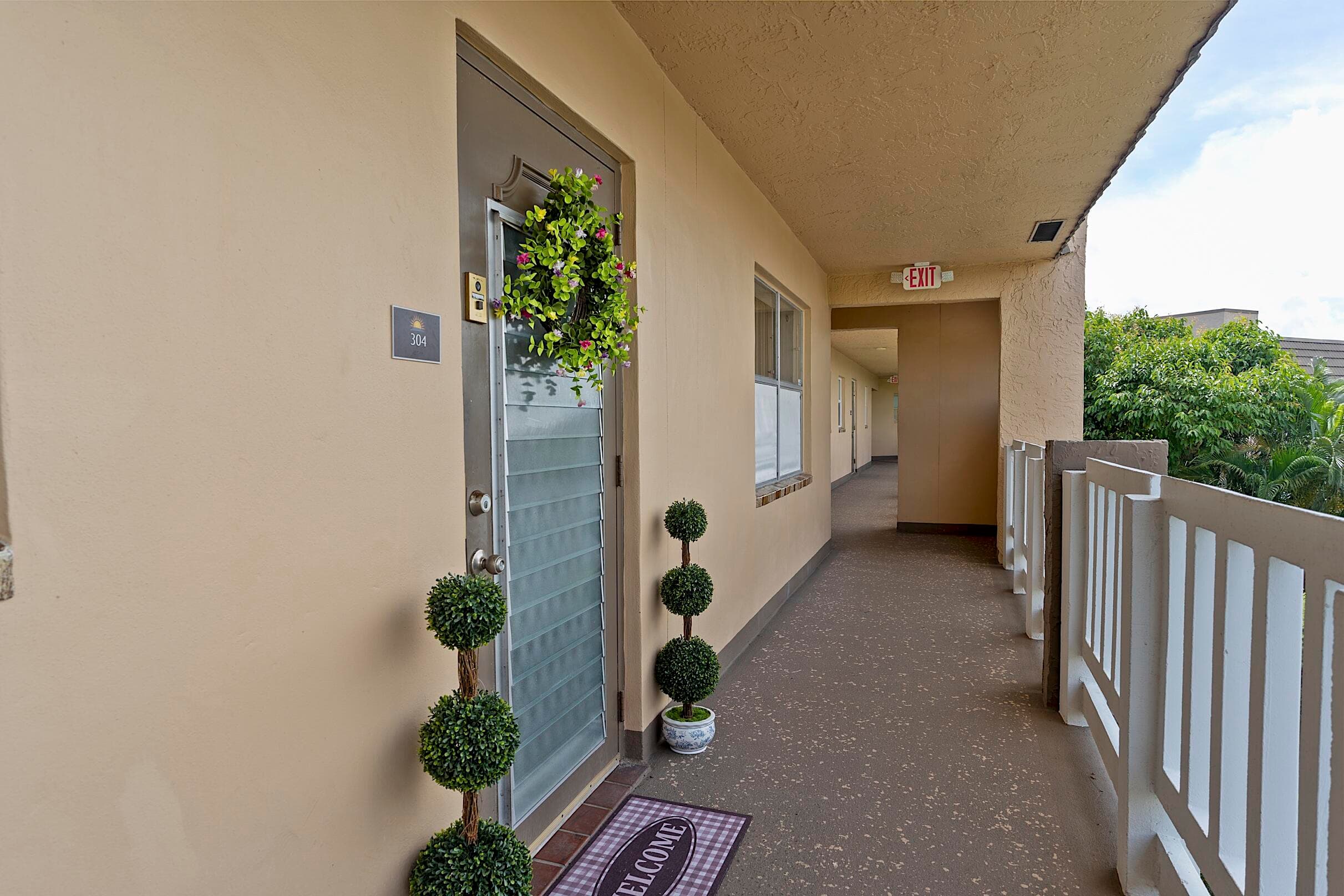 9370 Sunrise Lakes Boulevard 304, Sunrise, FL 33322 — photo 3 of 42