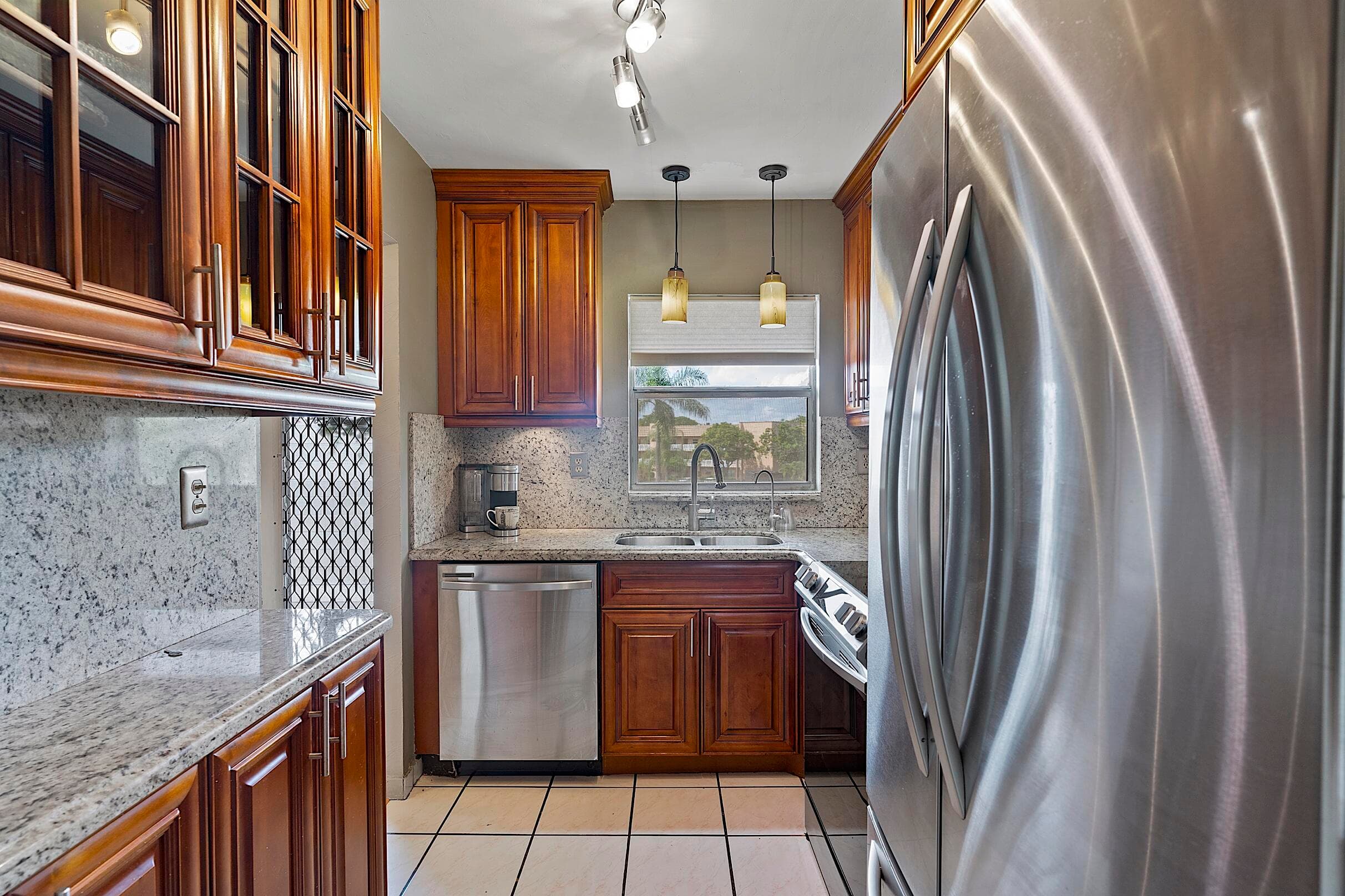 9370 Sunrise Lakes Boulevard 304, Sunrise, FL 33322 — photo 7 of 42