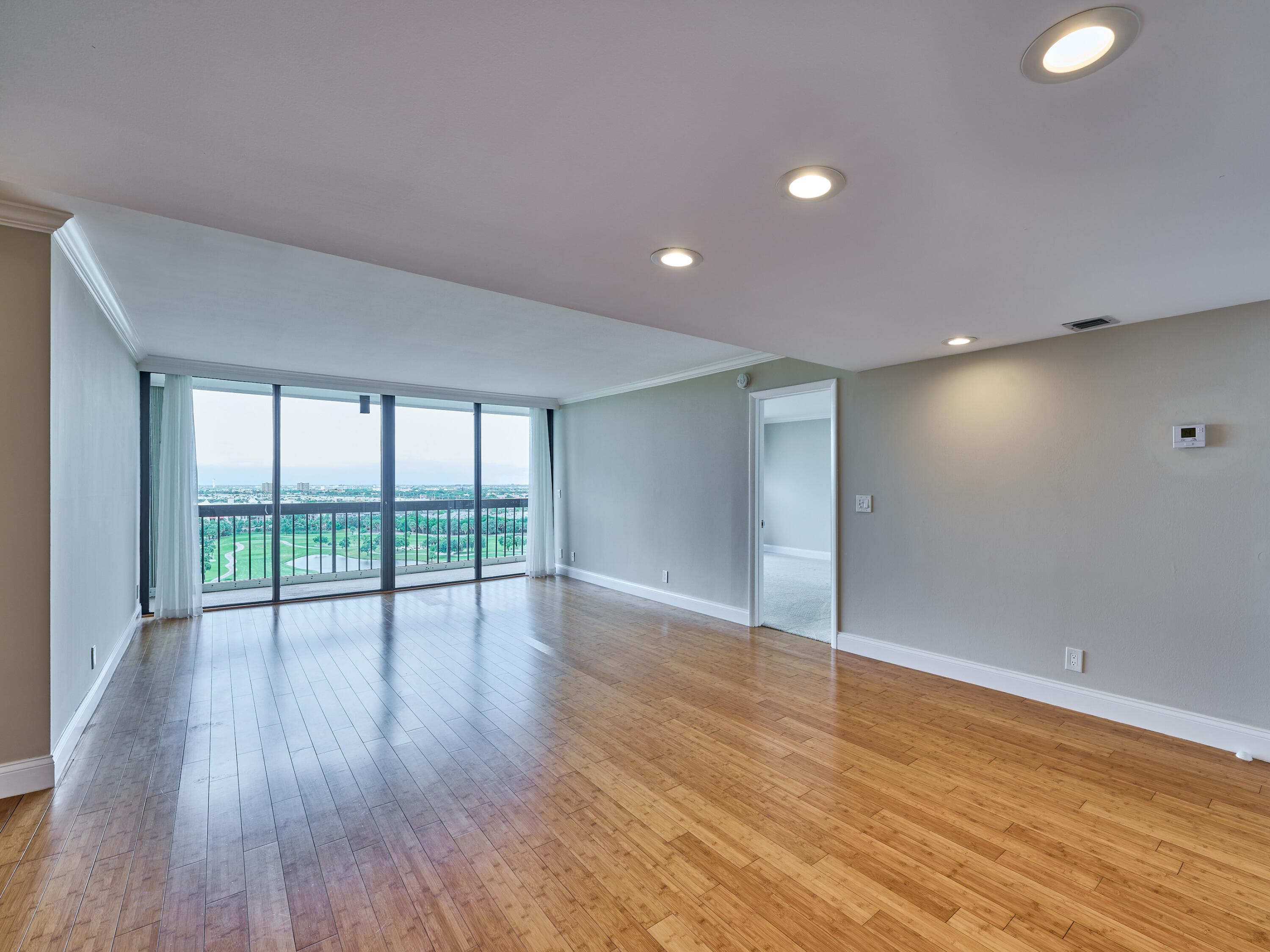 2425 Presidential Way 1405, West Palm Beach, FL 33401 — photo 18 of 39