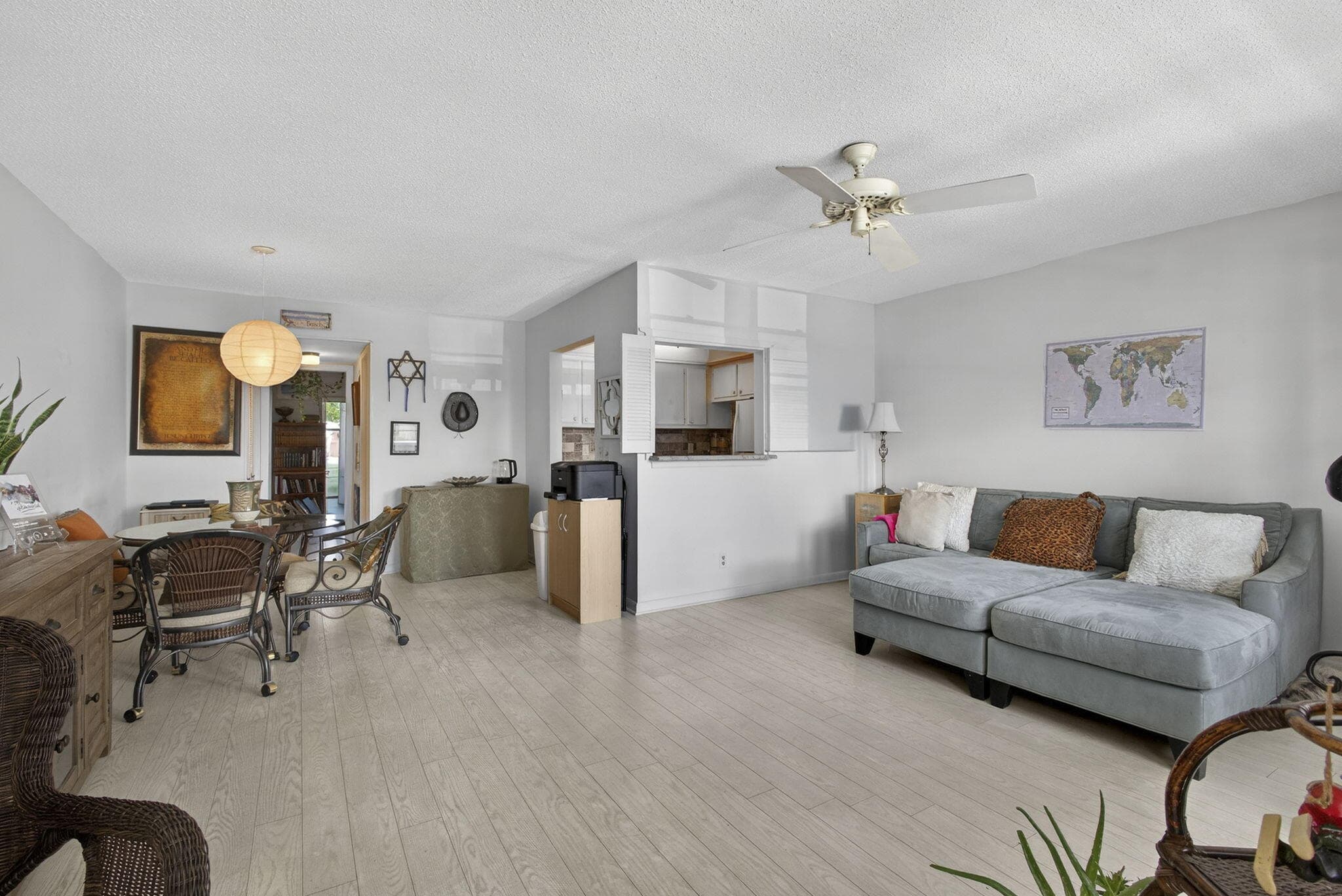 106 E Camden E, West Palm Beach, FL 33417 — photo 9 of 54