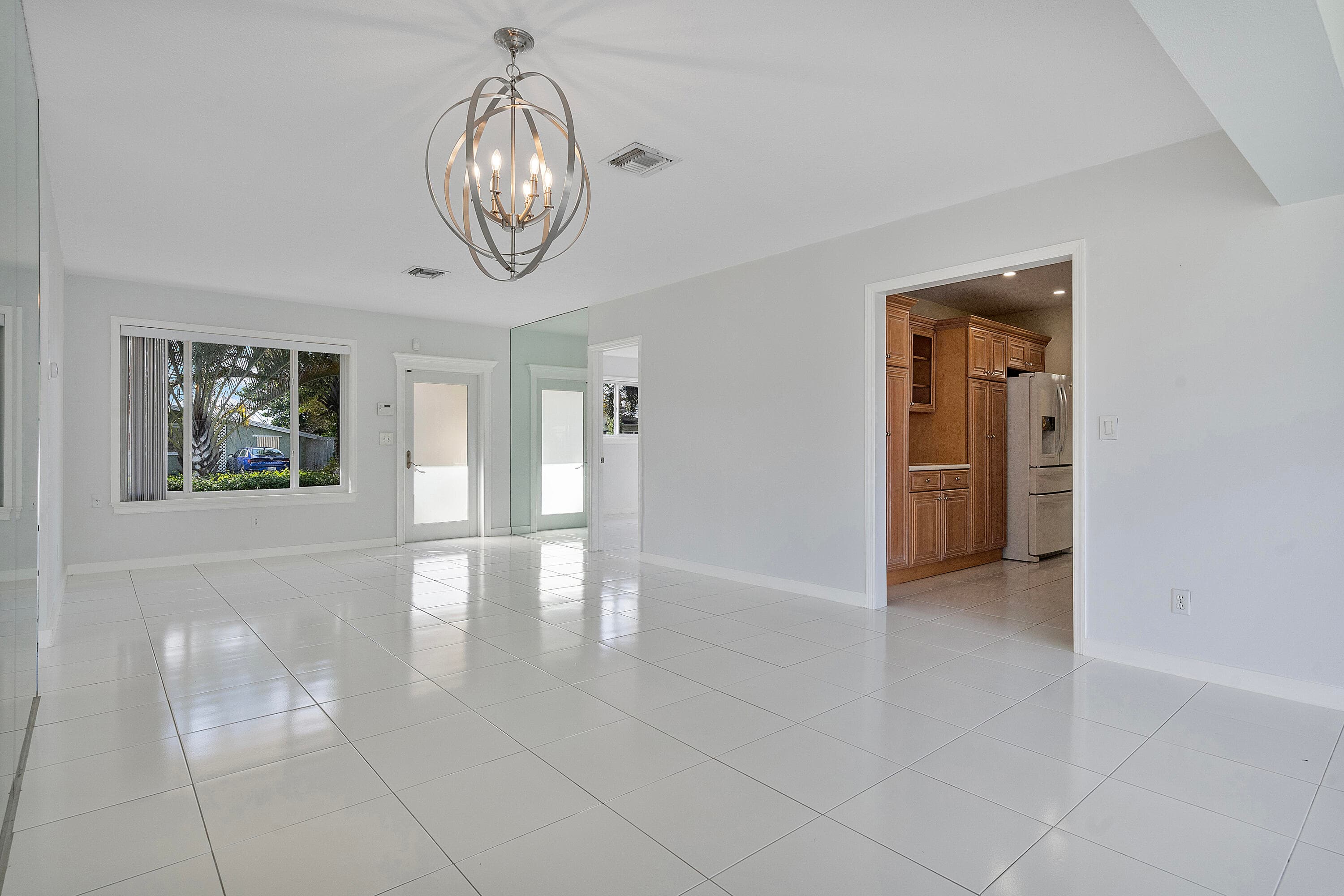2475 NE 214th Street, Aventura, FL 33180 — photo 10 of 25