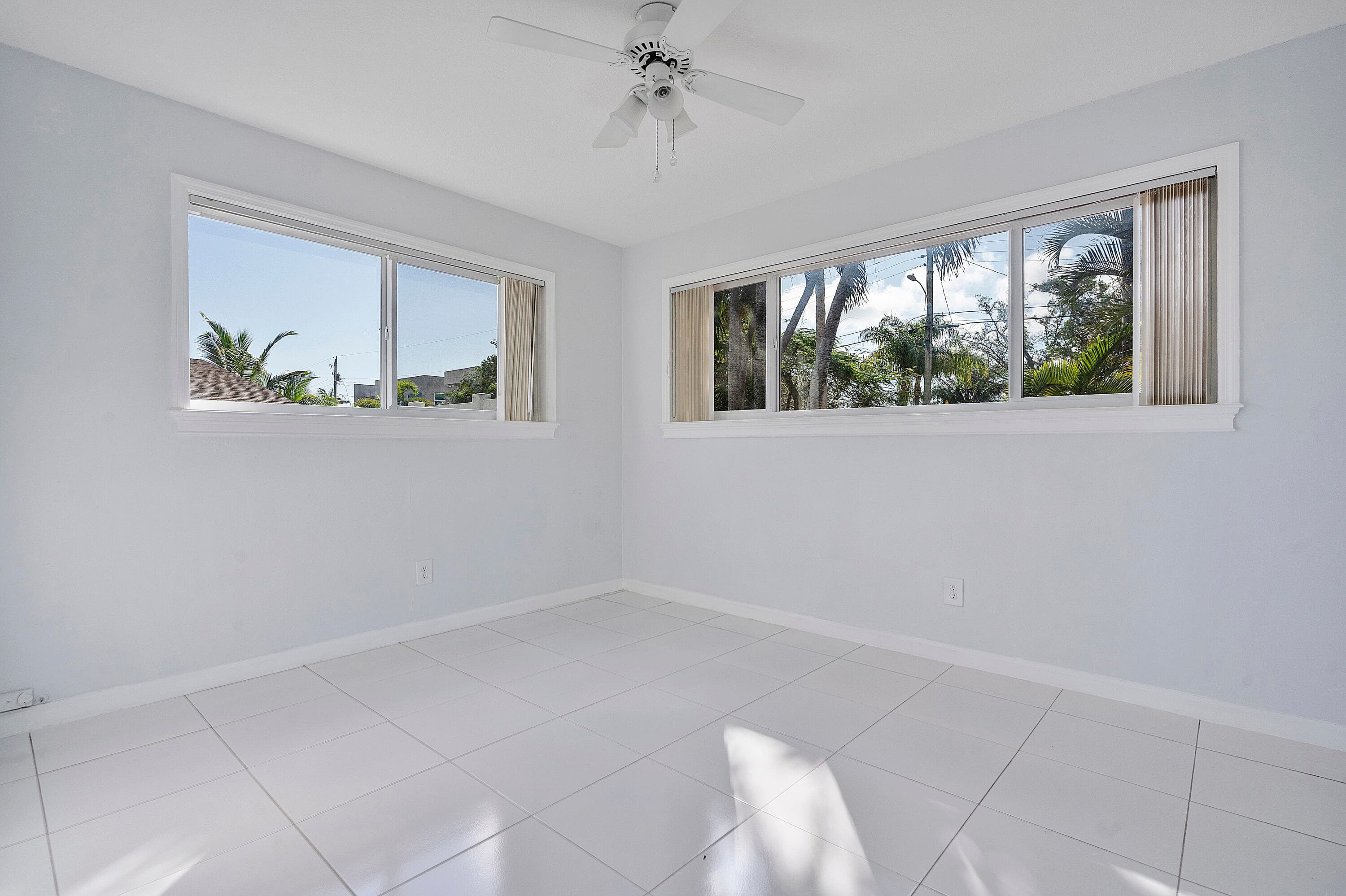 2475 NE 214th Street, Aventura, FL 33180 — photo 14 of 25