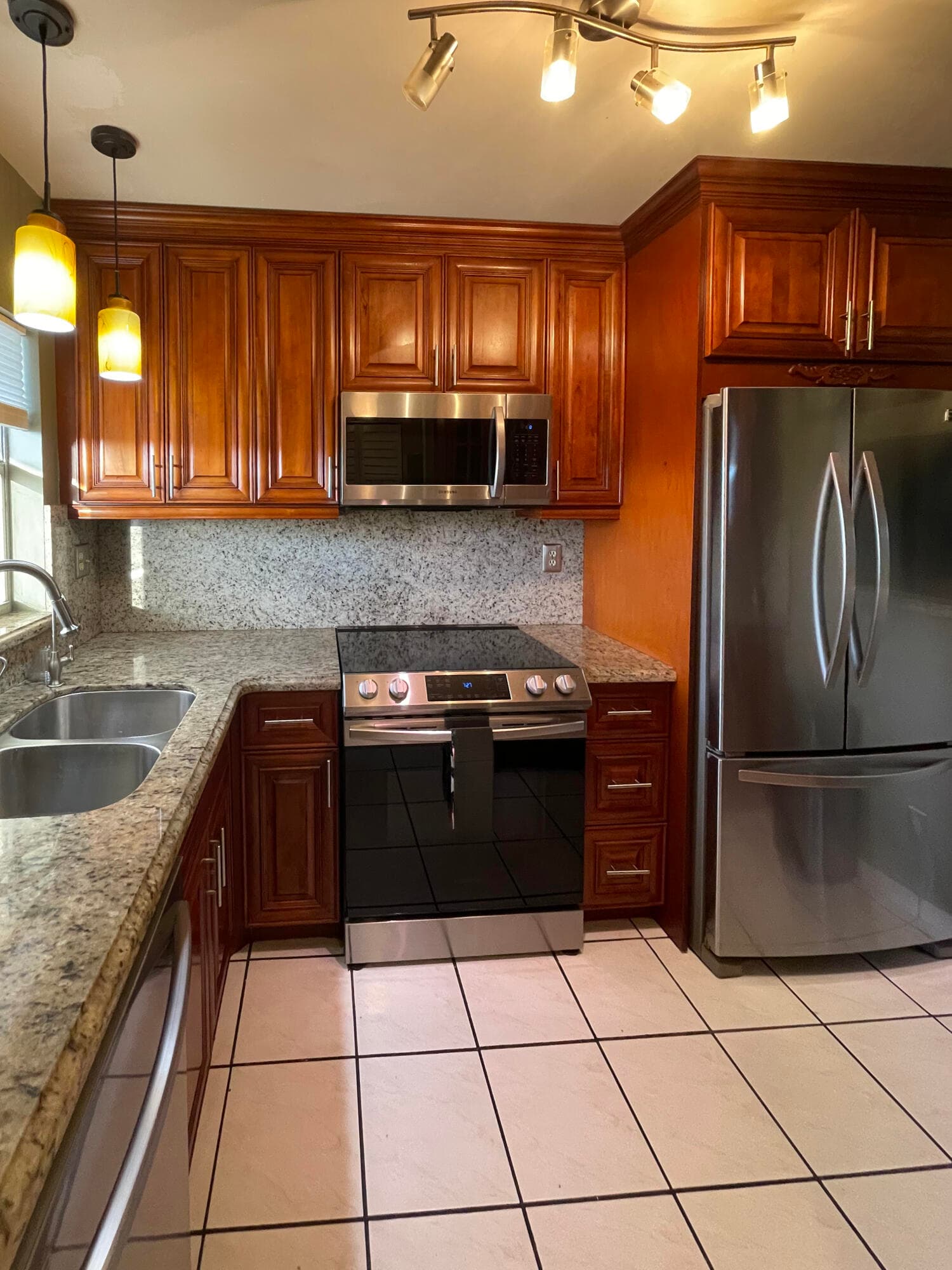 9370 Sunrise Lakes Boulevard 304, Sunrise, FL 33322 — photo 37 of 42