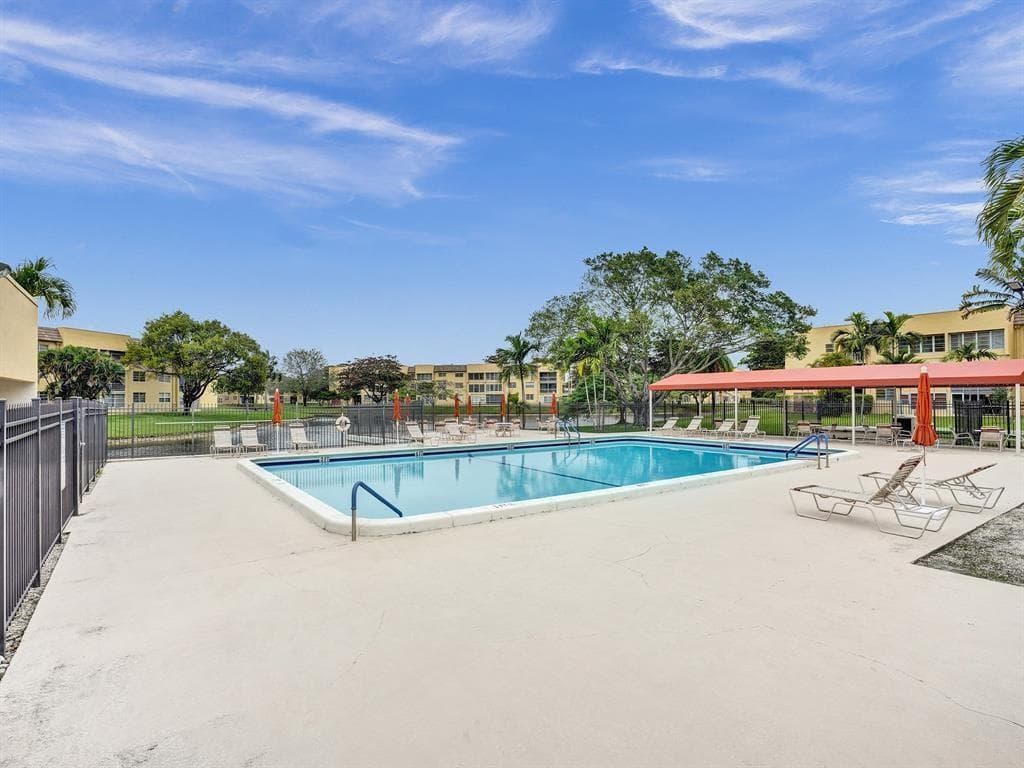5750 NW 64th Avenue 201, Tamarac, FL 33319 — photo 22 of 24