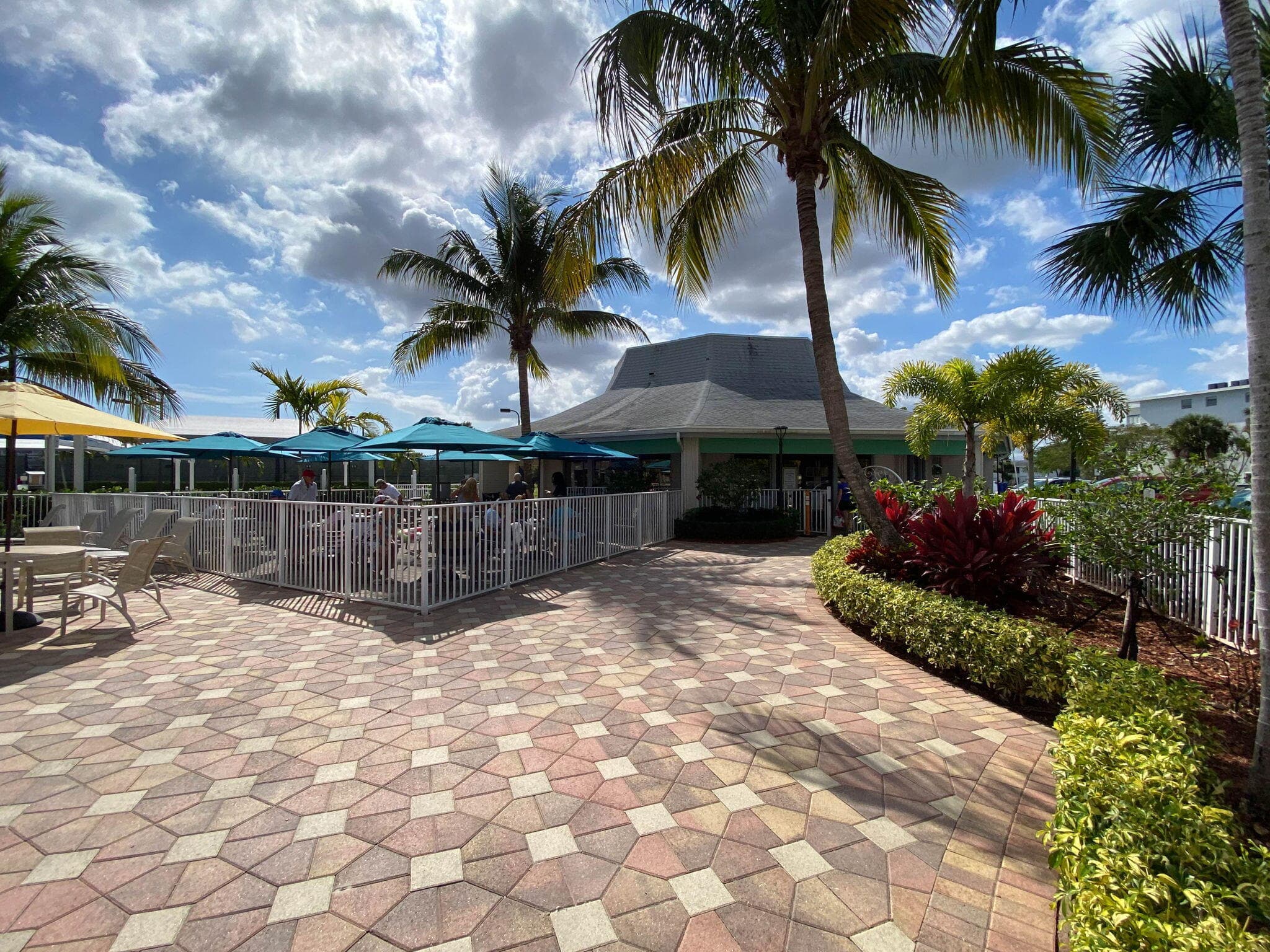 2026 Oakridge D, Deerfield Beach, FL 33442 — photo 24 of 35