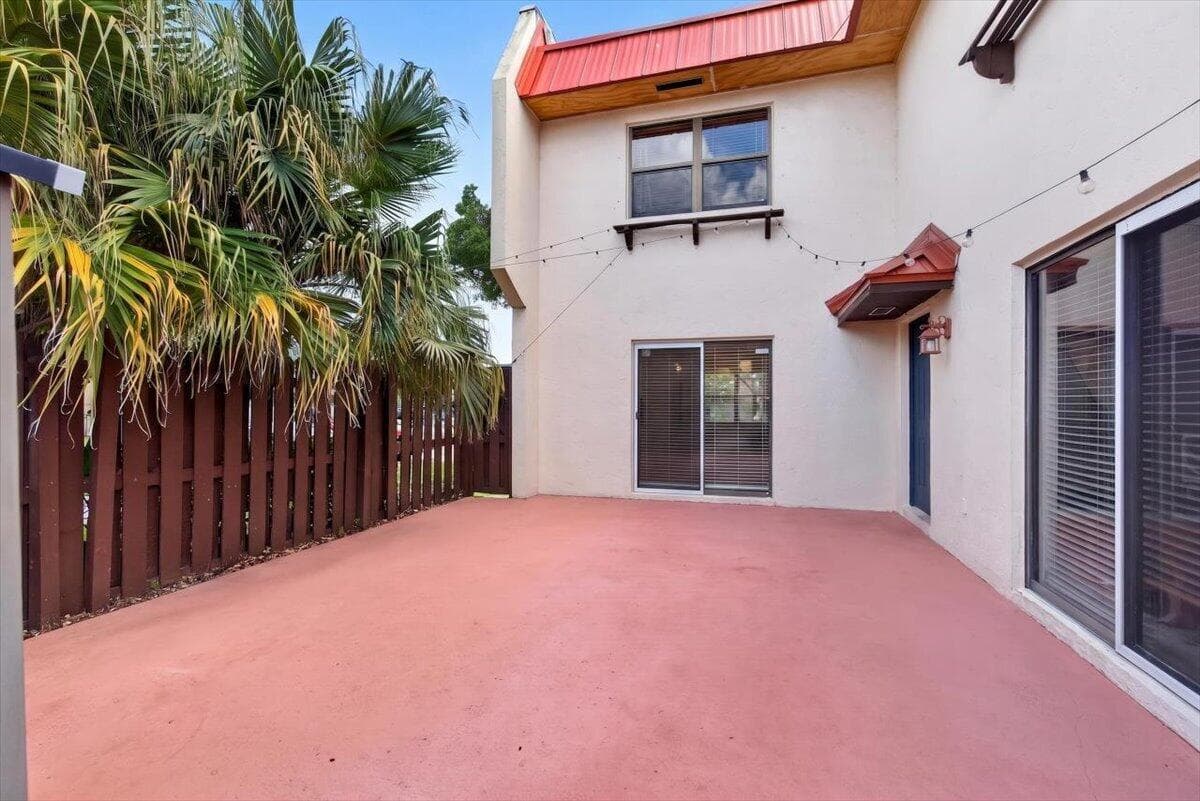 6351 Seven Springs Boulevard B, Greenacres, FL 33463 — photo 18 of 30