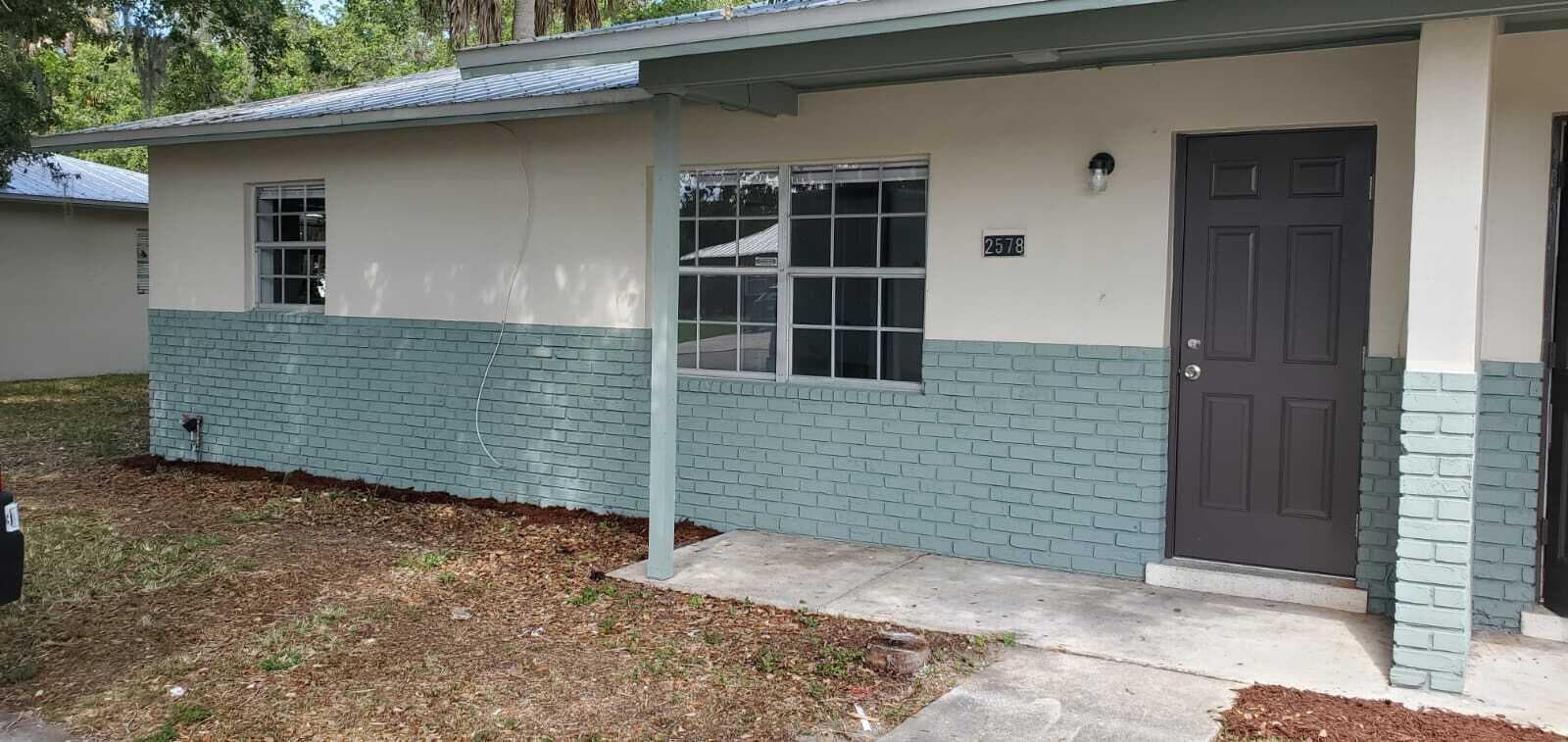 2578 Seneca Avenue, Fort Pierce, FL 34946 — photo 4 of 14
