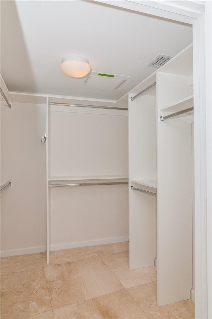 465 Brickell Avenue Bay 419, Miami, FL 33131 — photo 22 of 58