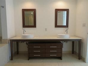465 Brickell Avenue Bay 419, Miami, FL 33131 — photo 44 of 58