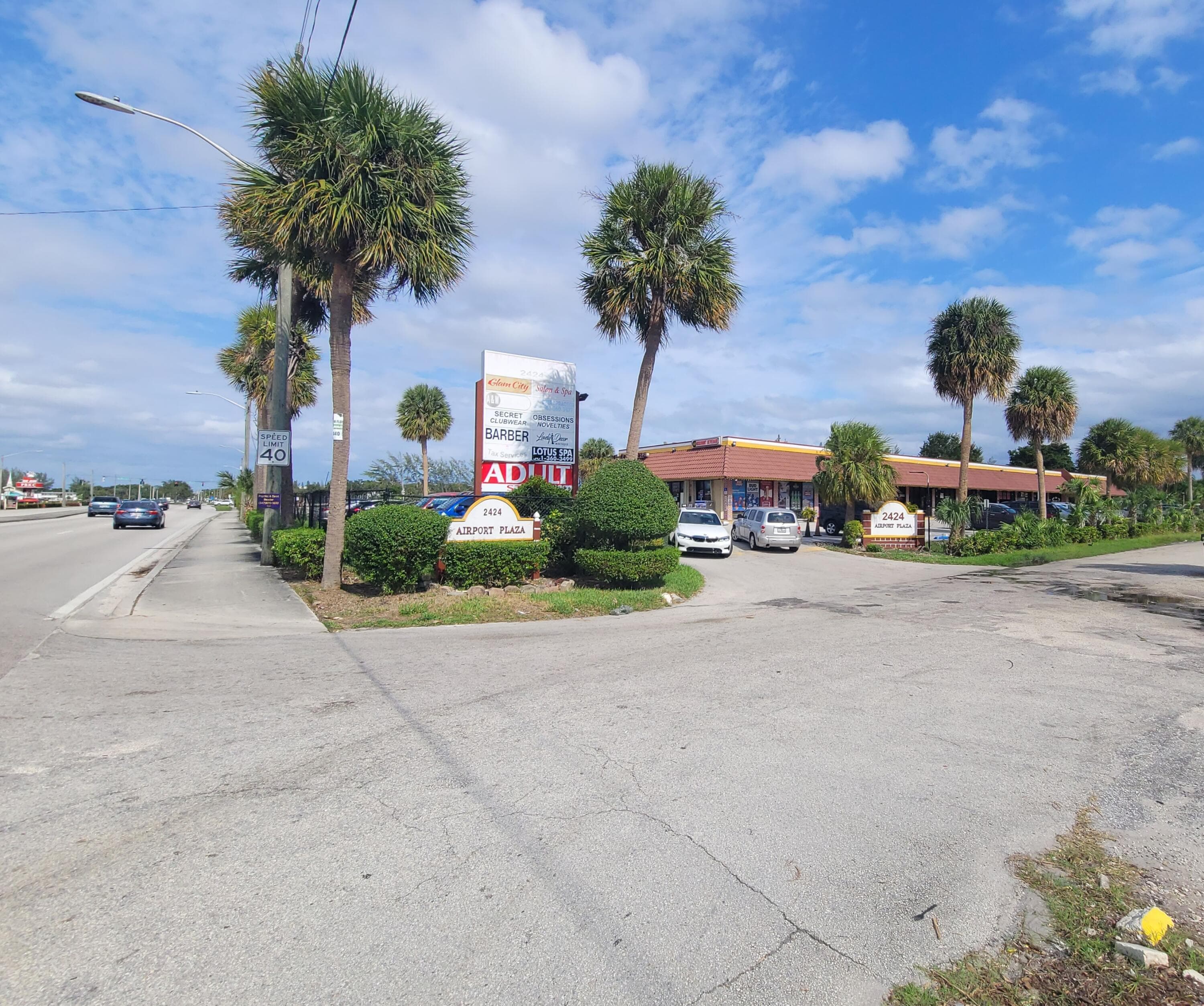 2424 N Congress Avenue N, West Palm Beach, FL 33409 — photo 2 of 5