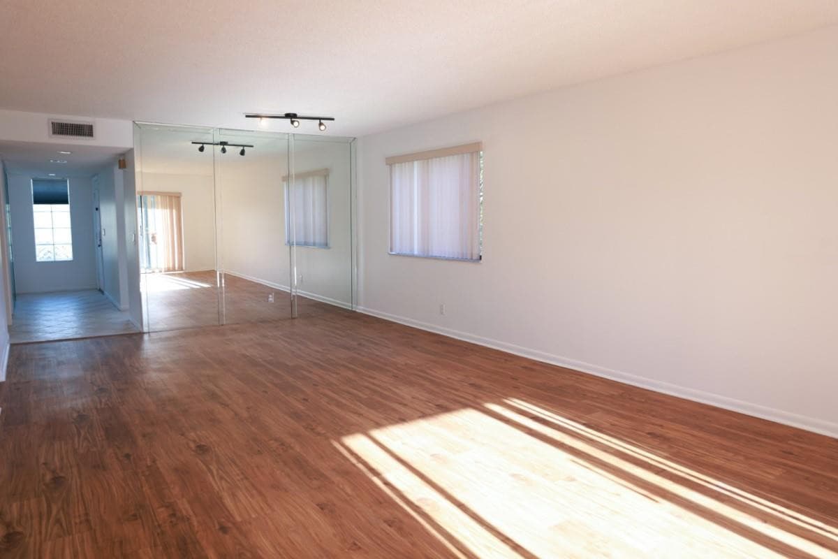 428 Lakeview Drive 201, Weston, FL 33326 — photo 6 of 13