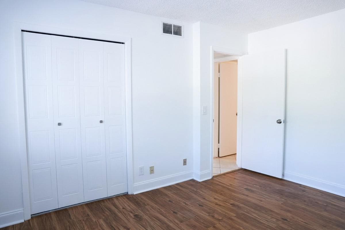 428 Lakeview Drive 201, Weston, FL 33326 — photo 12 of 13