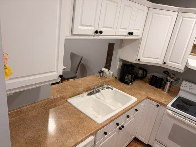 5103 NW 35th Street 401, Lauderdale Lakes, FL 33319 — photo 39 of 70