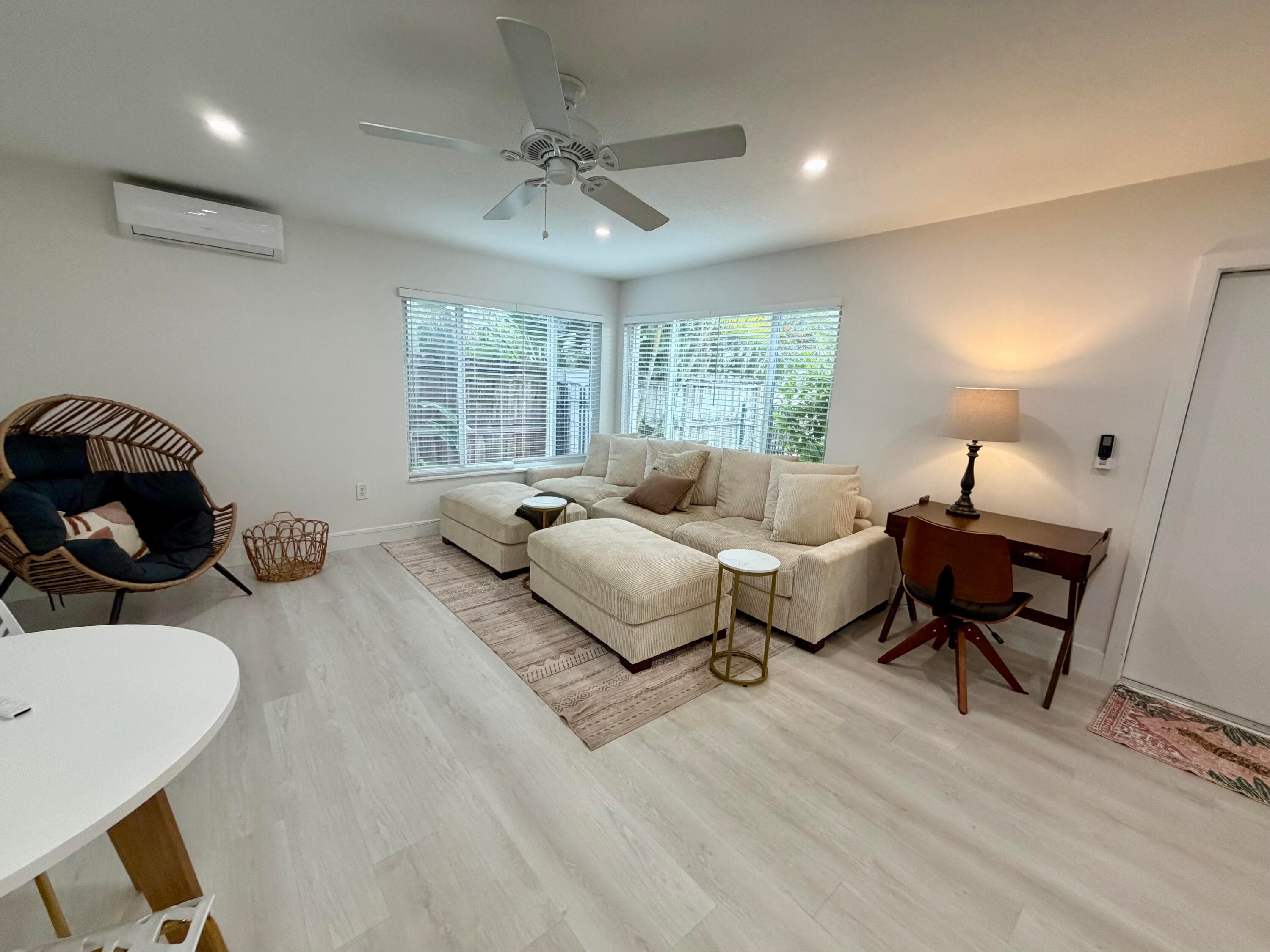 1279 Beach Road 3, West Palm Beach, FL 33404 — photo 6 of 27