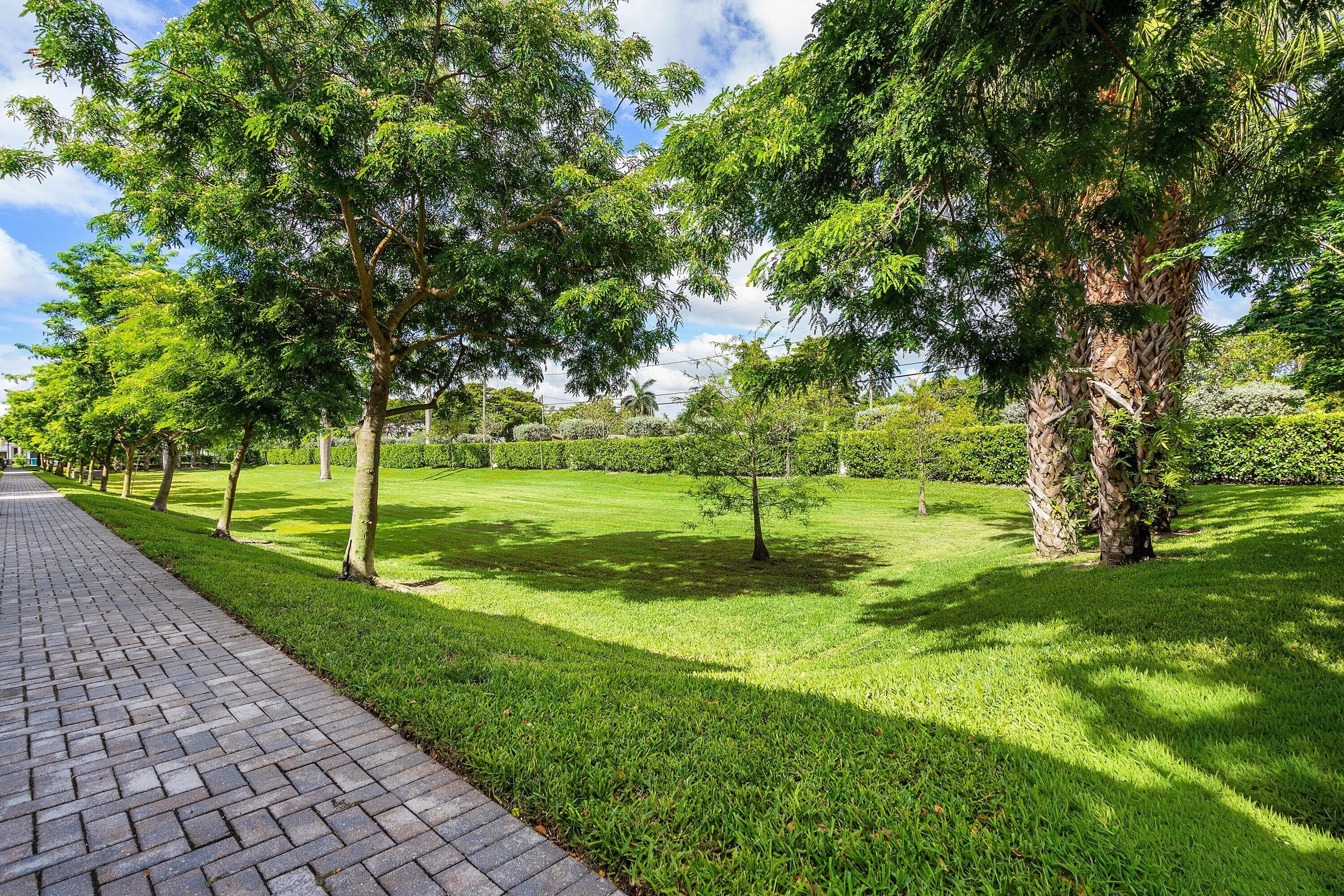 4455 E Aqua Bella Lane, Dania Beach, FL 33312 — photo 37 of 38