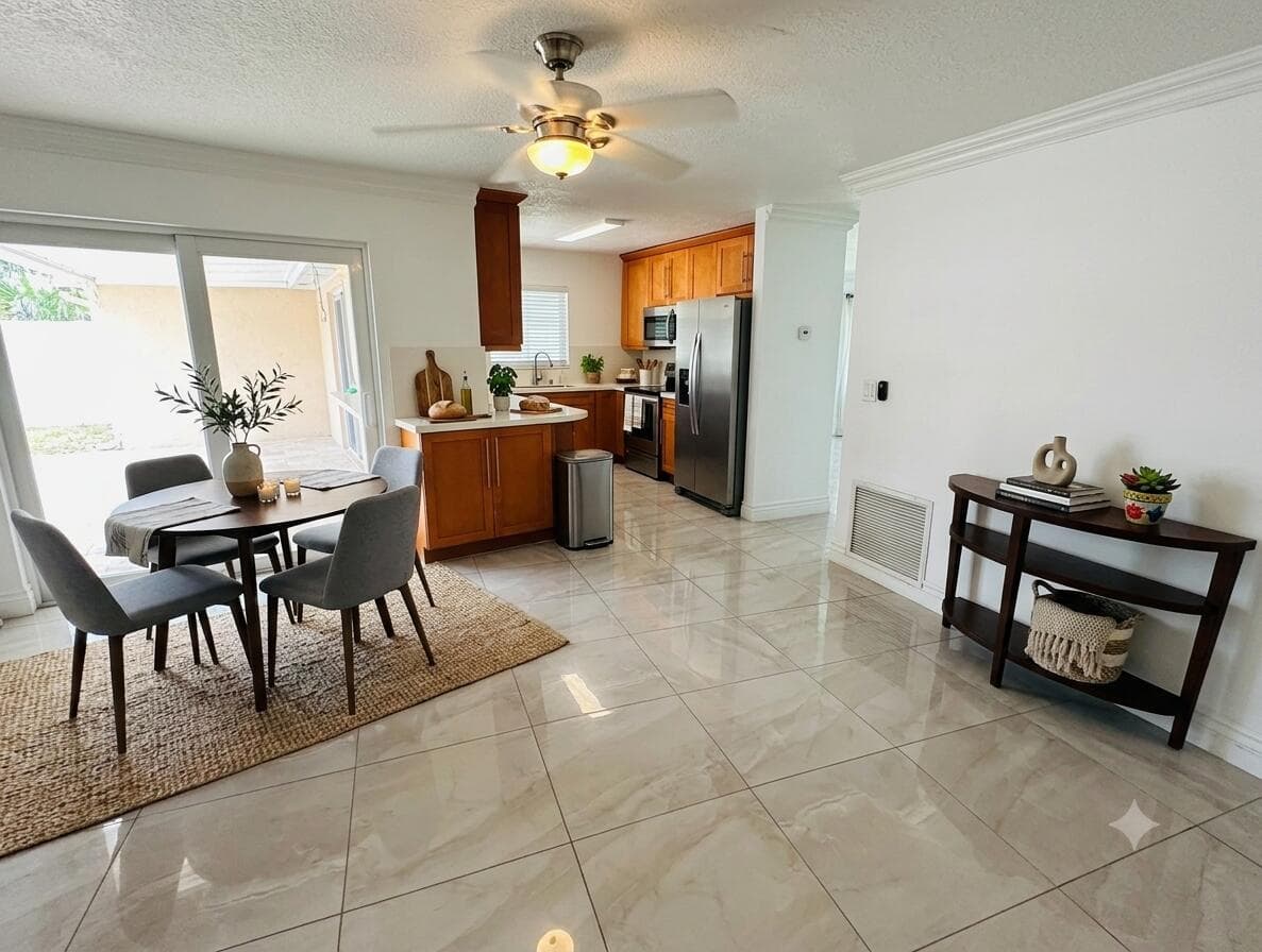 4890 NW 5th Terrace, Boca Raton, FL 33431 — photo 8 of 19