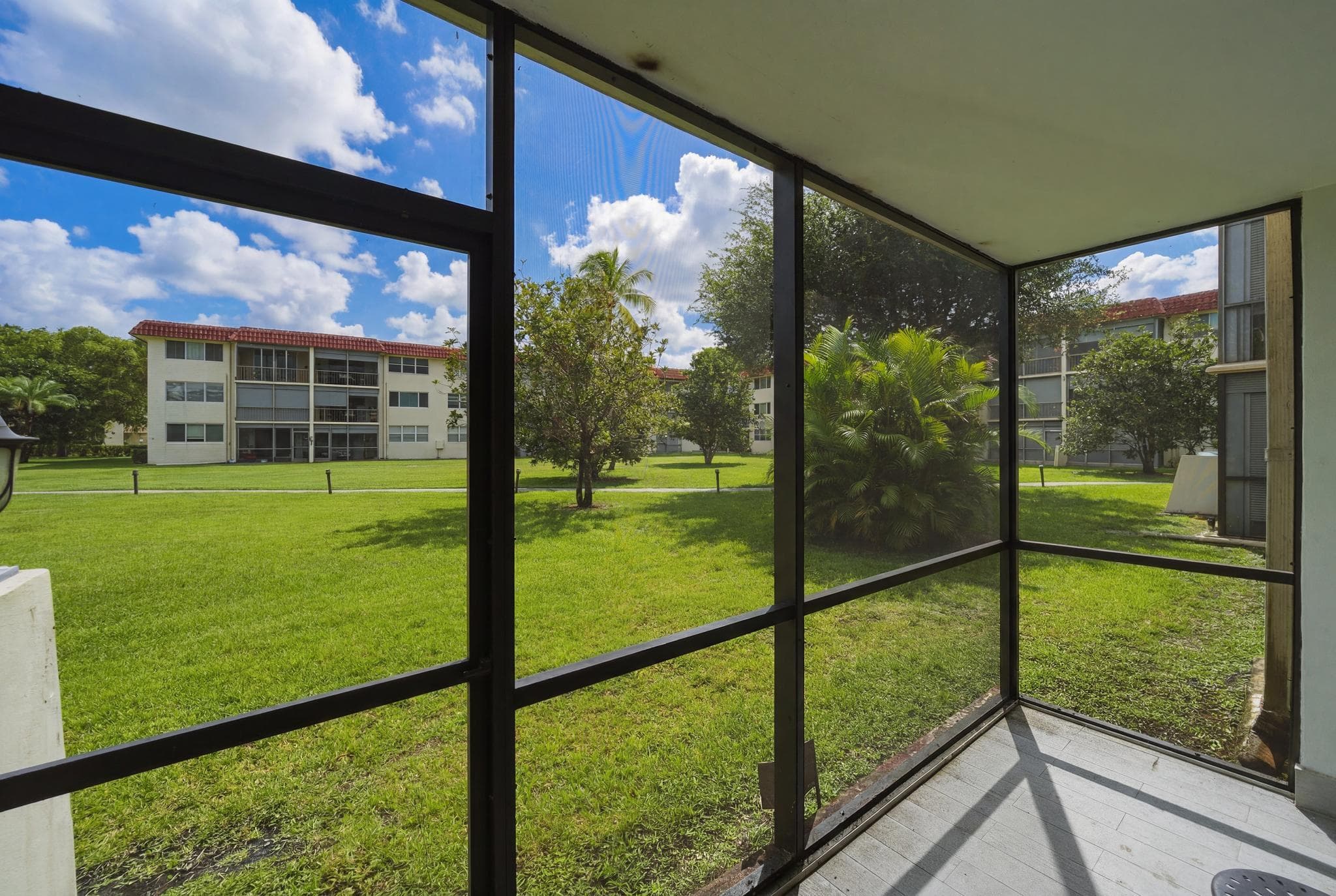 9523 N Hollybrook Lake Drive 103, Pembroke Pines, FL 33025 — photo 24 of 50