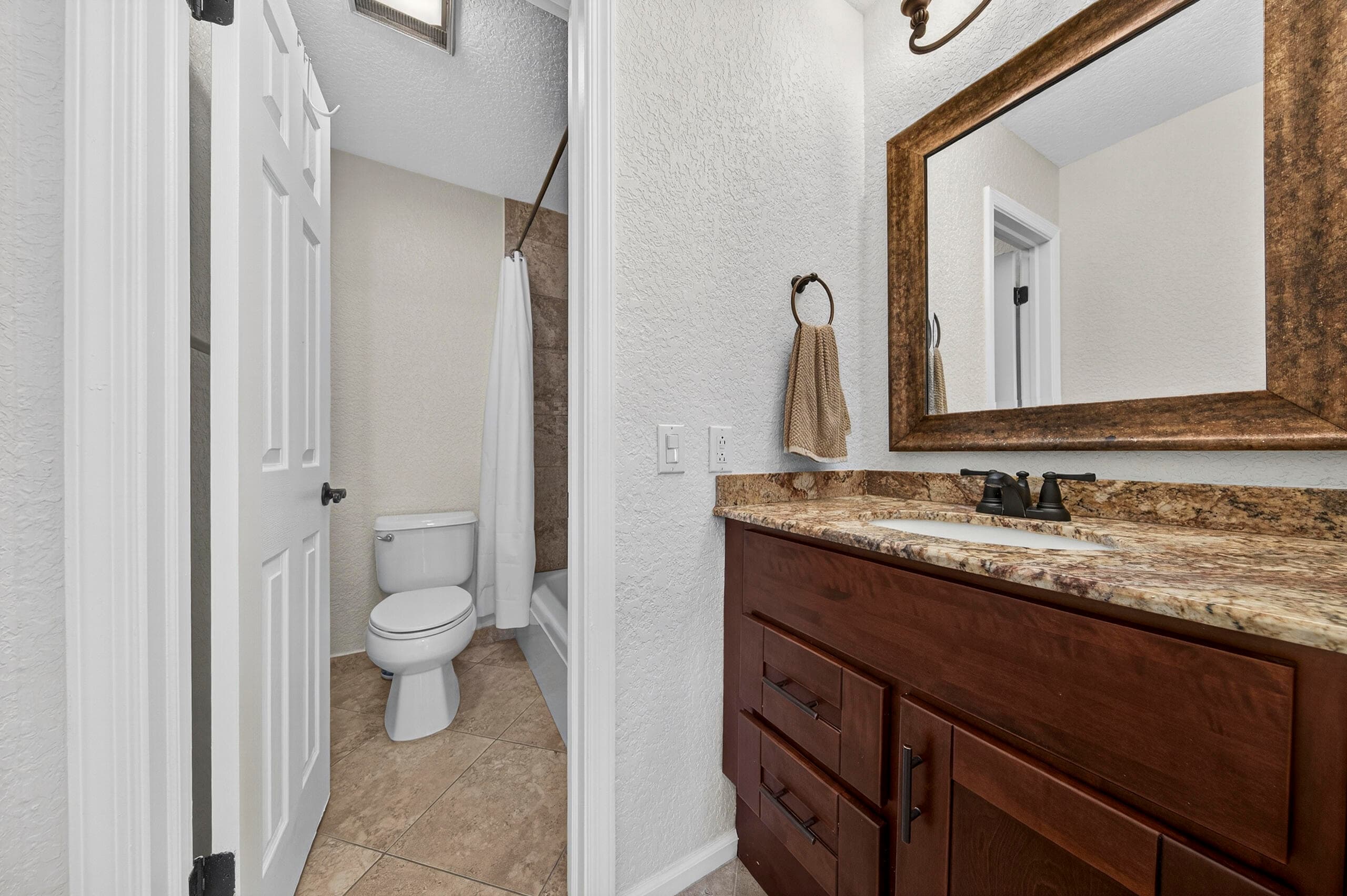6457 Bay Club Drive 4, Fort Lauderdale, FL 33308 — photo 5 of 29