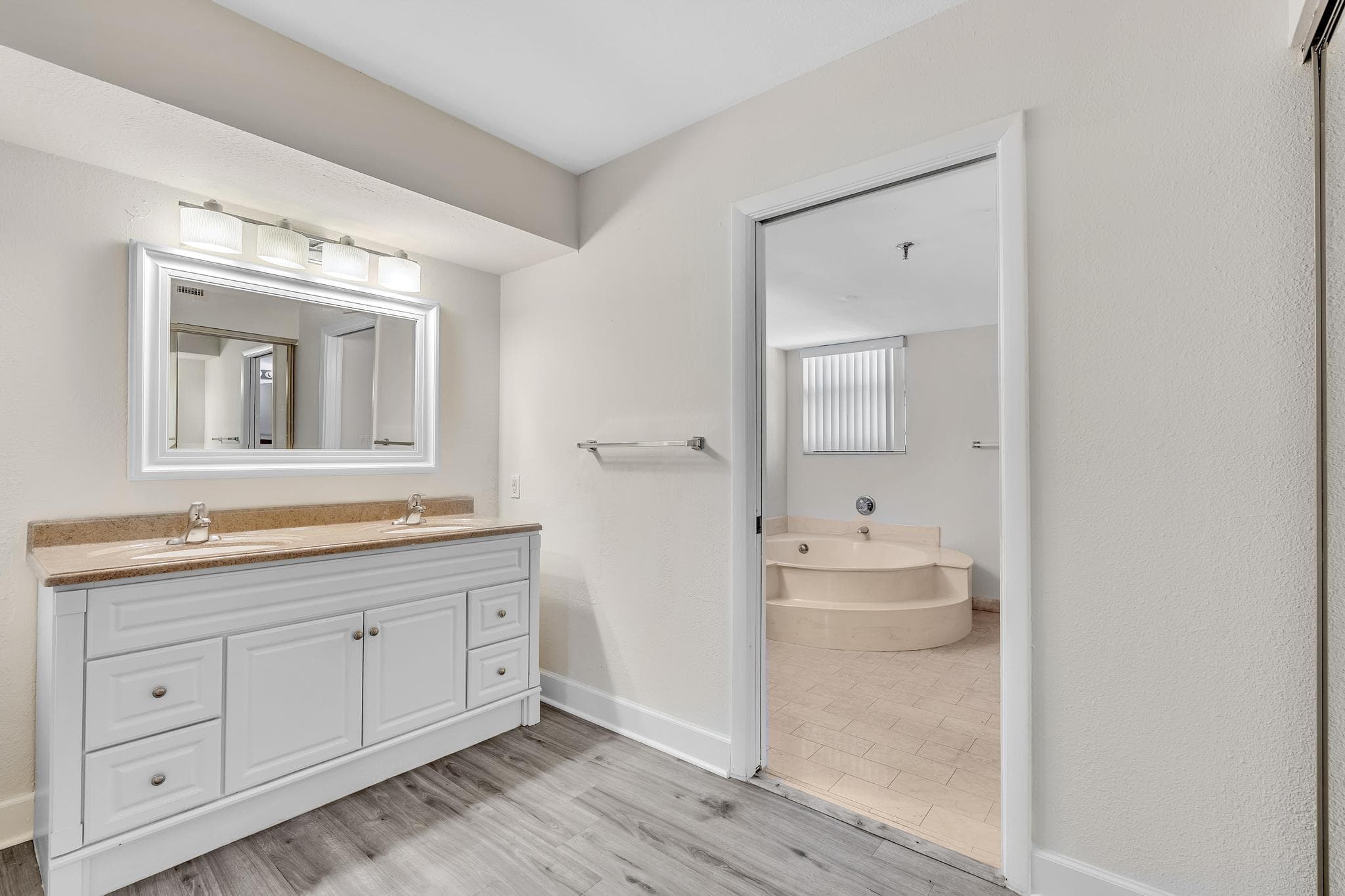 7564 Regency Lake Drive 202, Boca Raton, FL 33433 — photo 26 of 80