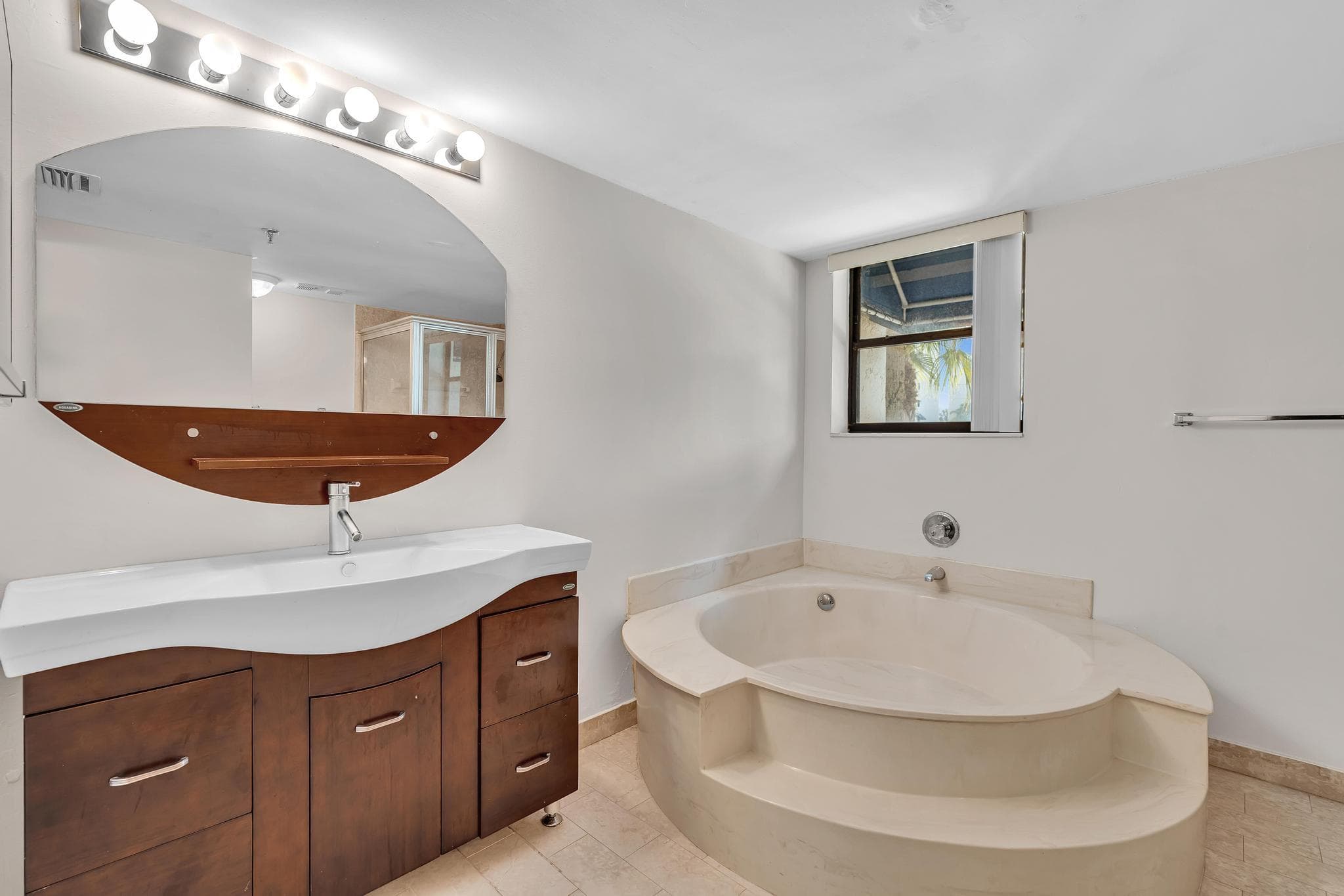 7564 Regency Lake Drive 202, Boca Raton, FL 33433 — photo 28 of 80