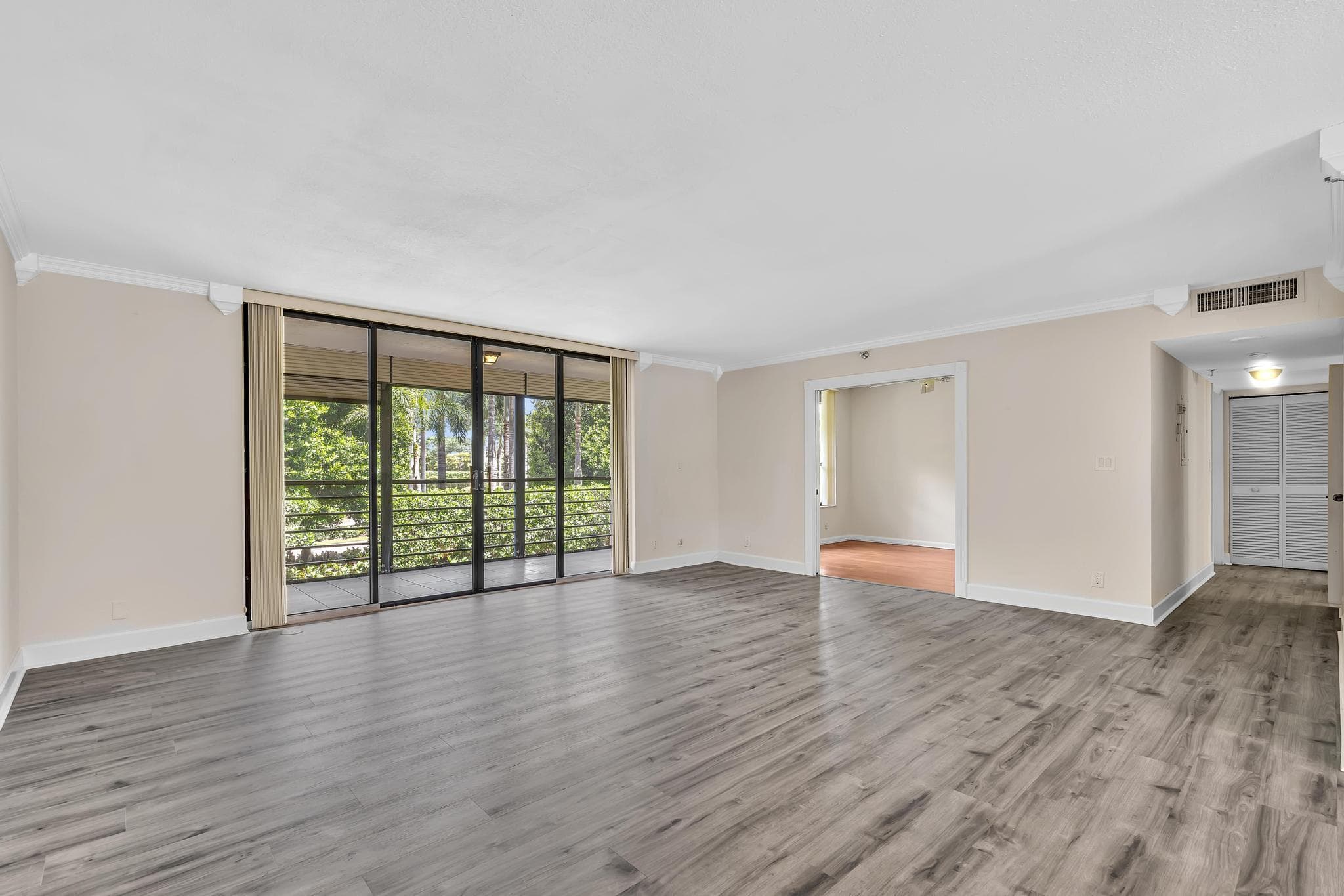 7564 Regency Lake Drive 202, Boca Raton, FL 33433 — photo 19 of 80