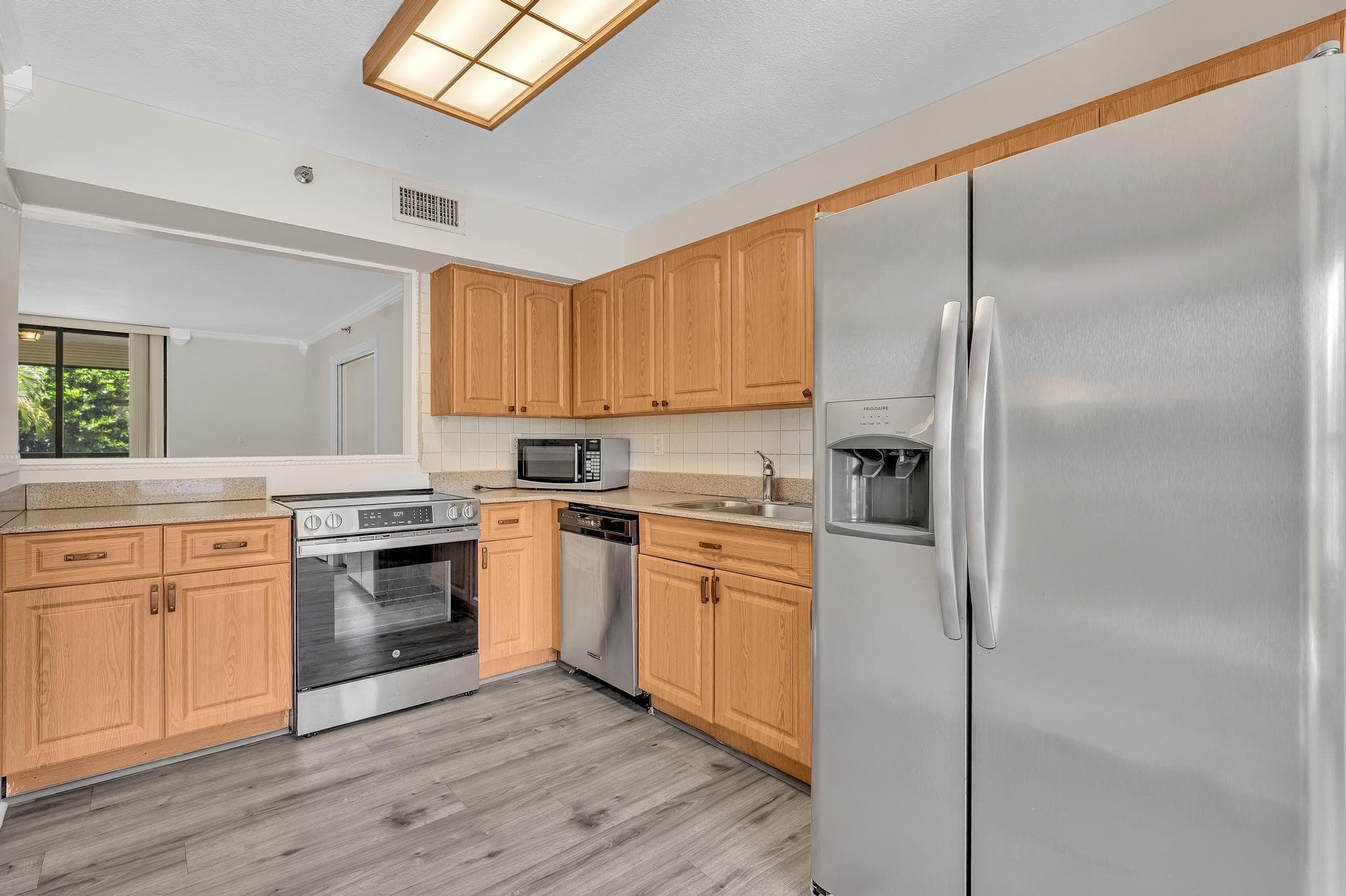 7564 Regency Lake Drive 202, Boca Raton, FL 33433 — photo 64 of 80