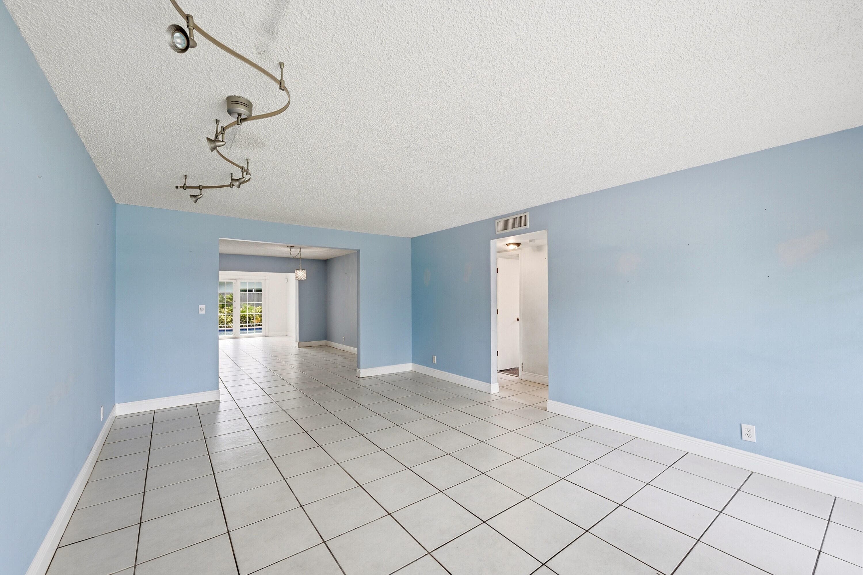 3127 NW 67th Court, Fort Lauderdale, FL 33309 — photo 8 of 41