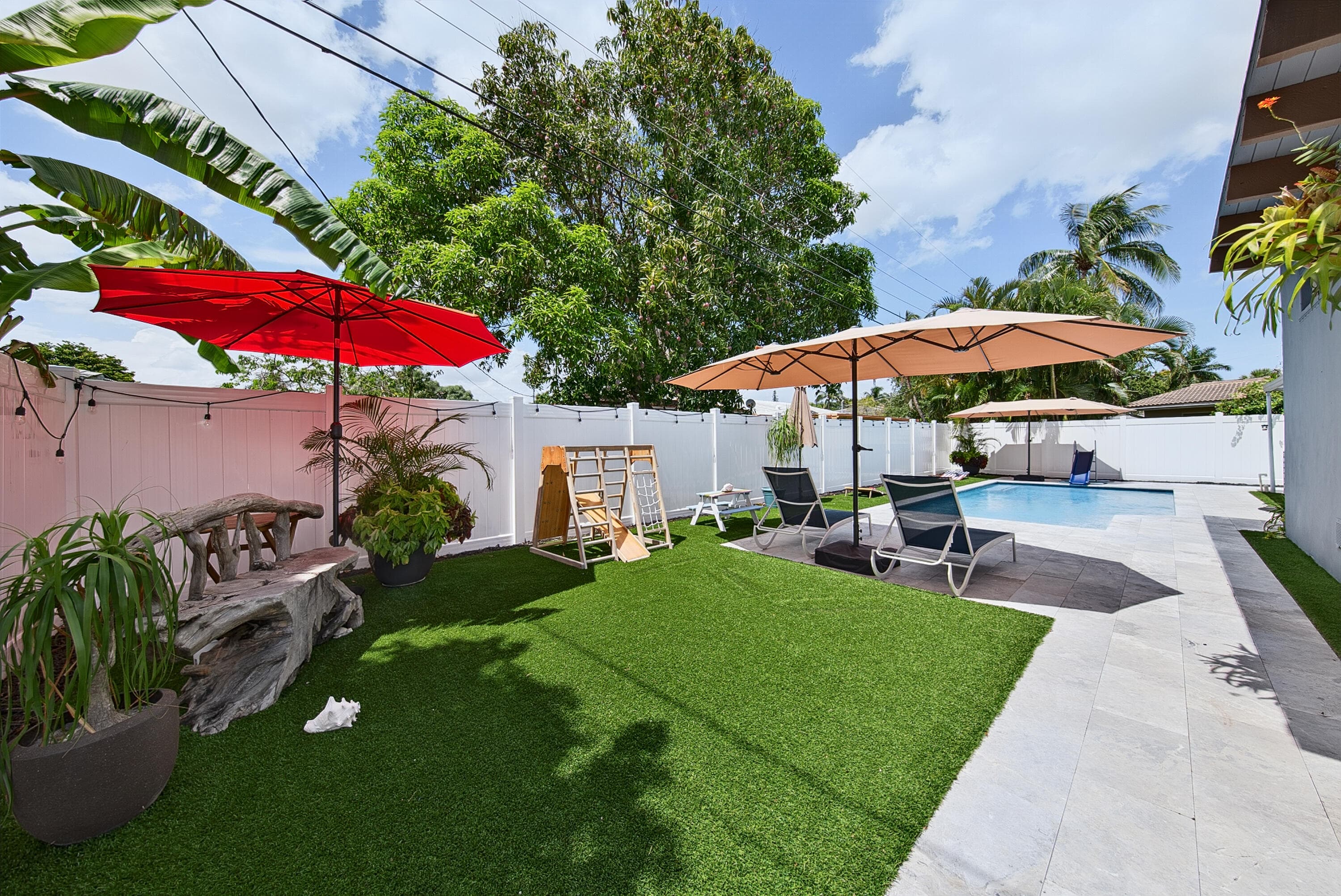 729 NW 29th Court, Wilton Manors, FL 33311 — photo 37 of 44