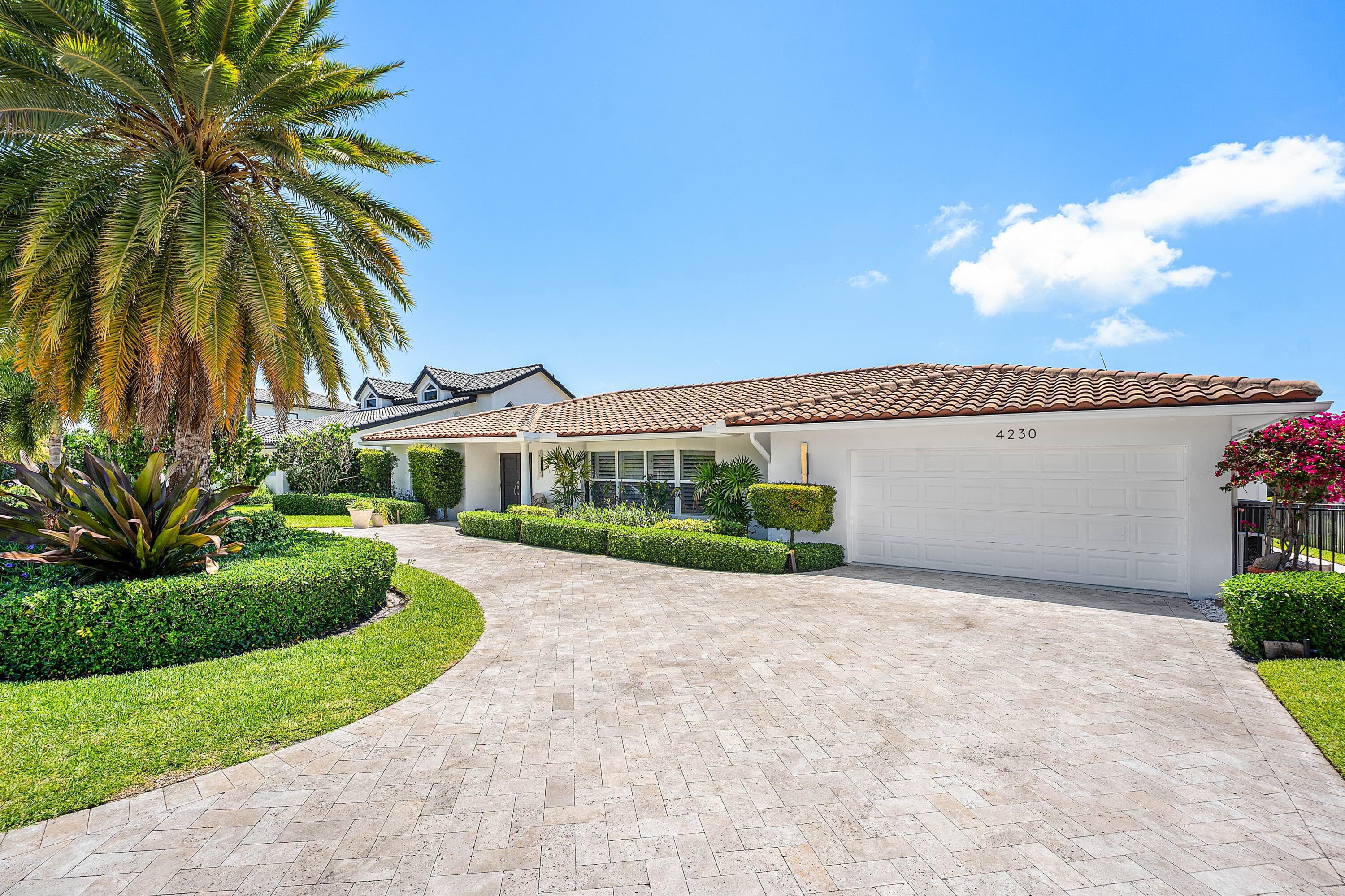 4230 NE 24th Avenue, Lighthouse Point, FL 33064 — photo 4 of 31