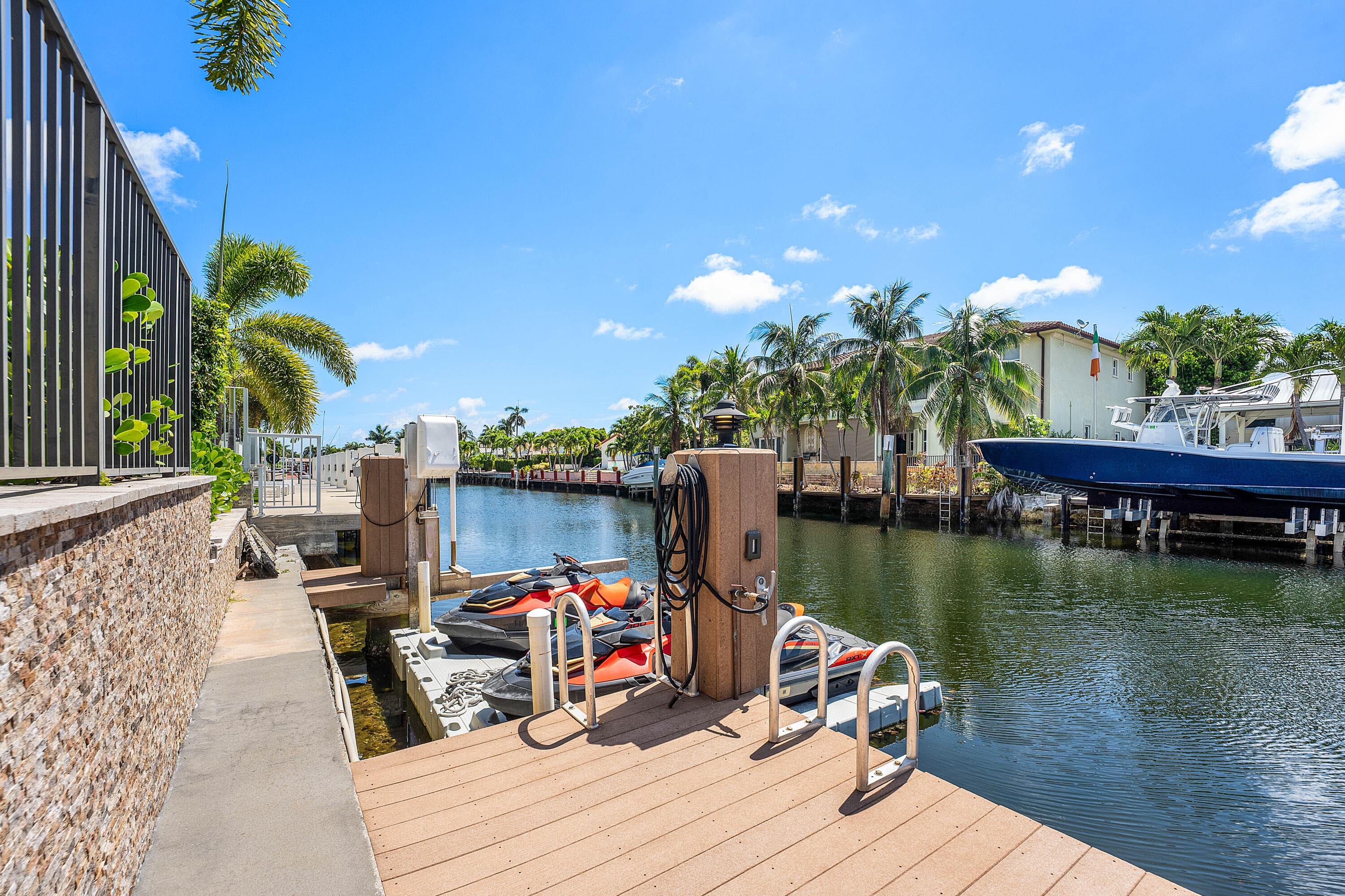 4230 NE 24th Avenue, Lighthouse Point, FL 33064 — photo 13 of 31