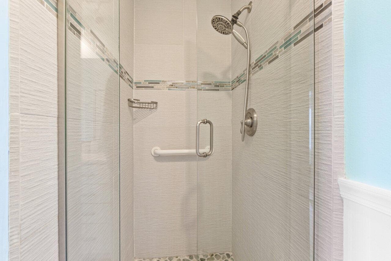 842 SE 19th Avenue 103, Deerfield Beach, FL 33441 — photo 19 of 34