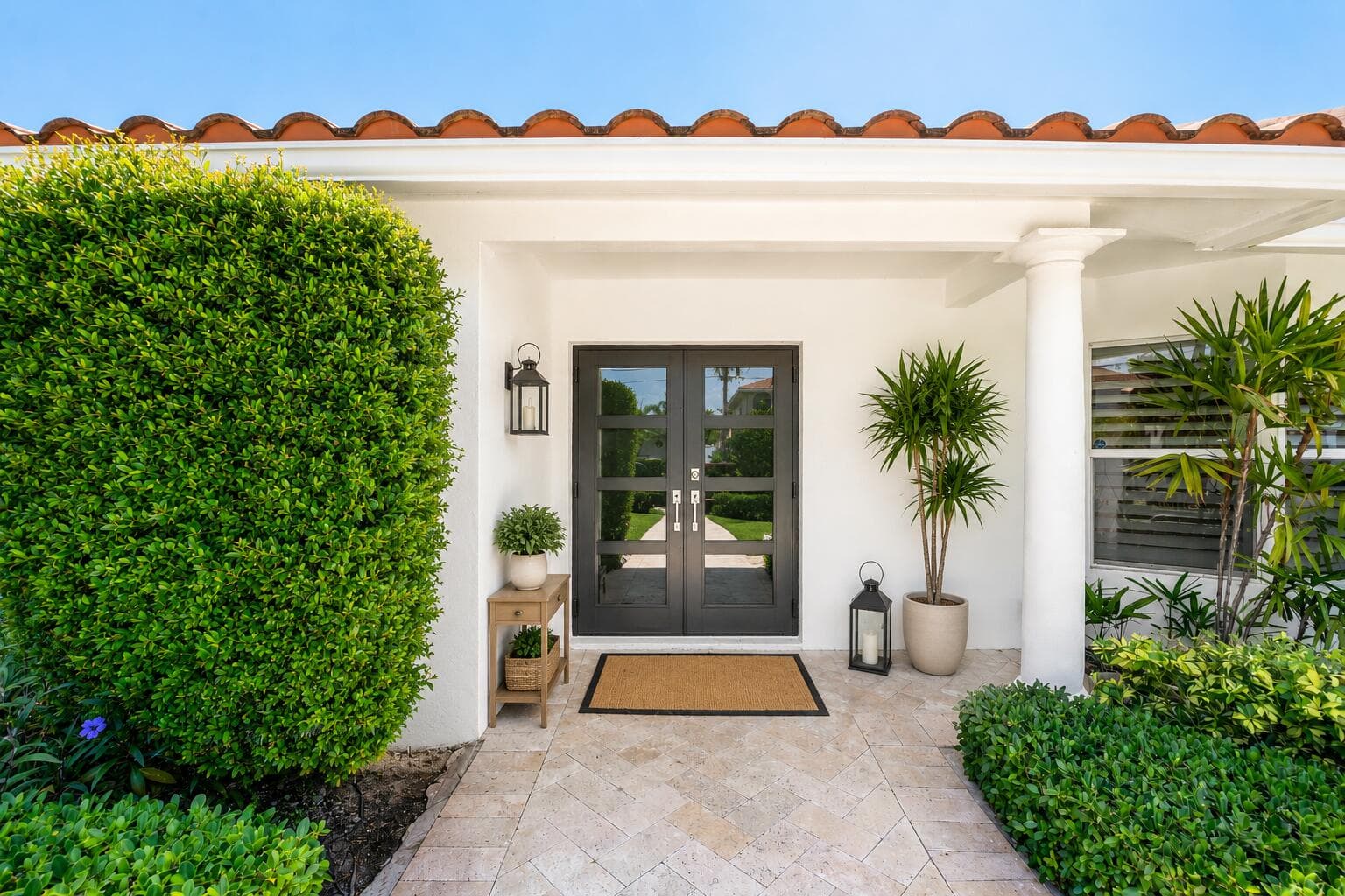 4230 NE 24th Avenue, Lighthouse Point, FL 33064 — photo 3 of 31
