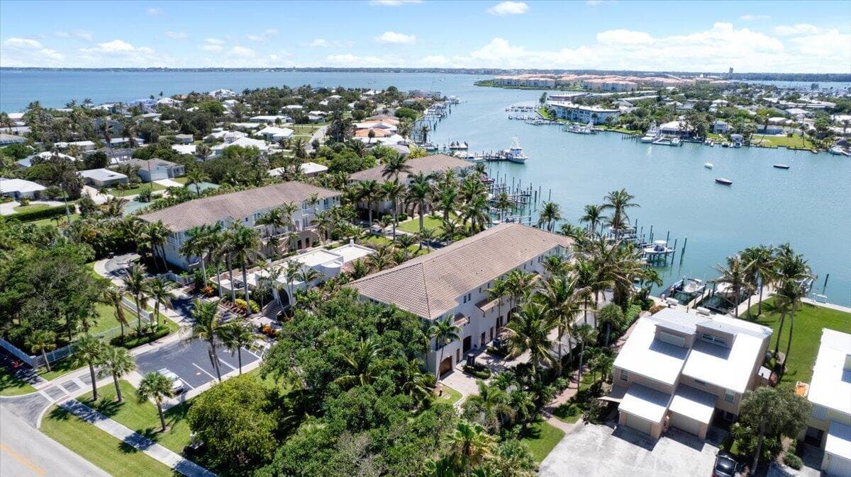 1581 Bow Line Road, Fort Pierce, FL 34949 — photo 8 of 61