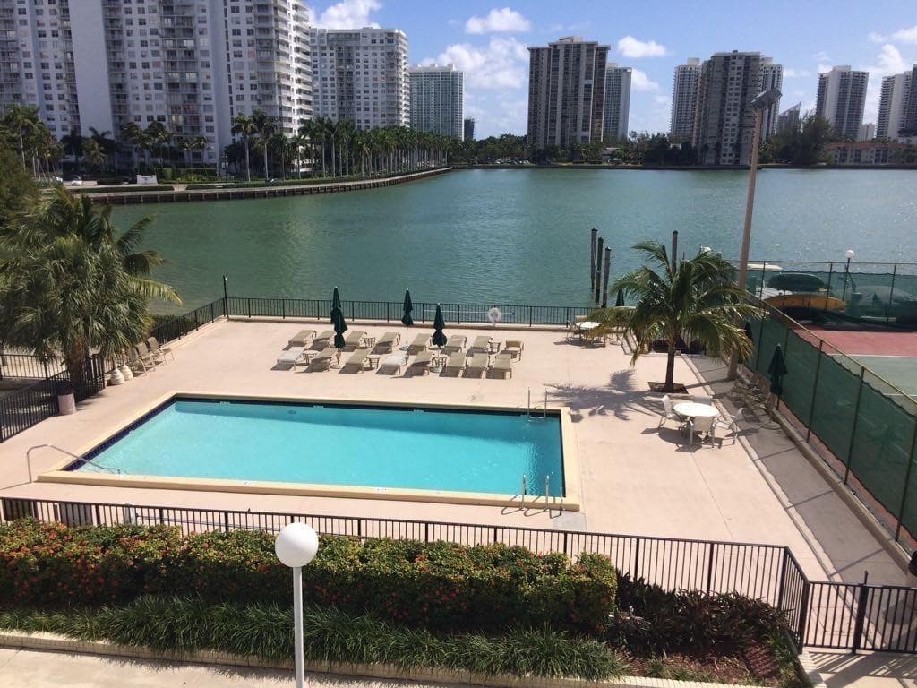 2780 NE 183rd Street 1515, Aventura, FL 33160 — photo 6 of 7