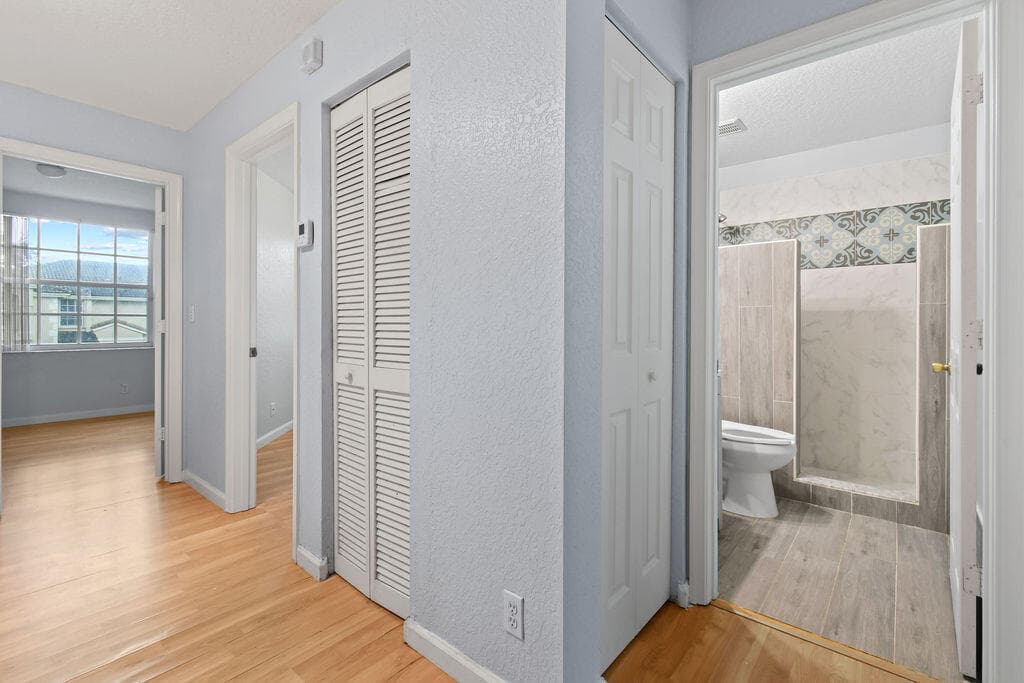 952 Summit Lake Drive, West Palm Beach, FL 33406 — photo 27 of 37