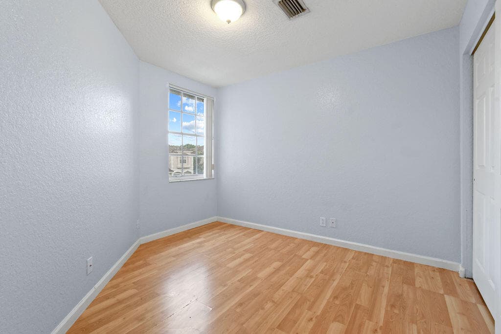 952 Summit Lake Drive, West Palm Beach, FL 33406 — photo 28 of 37